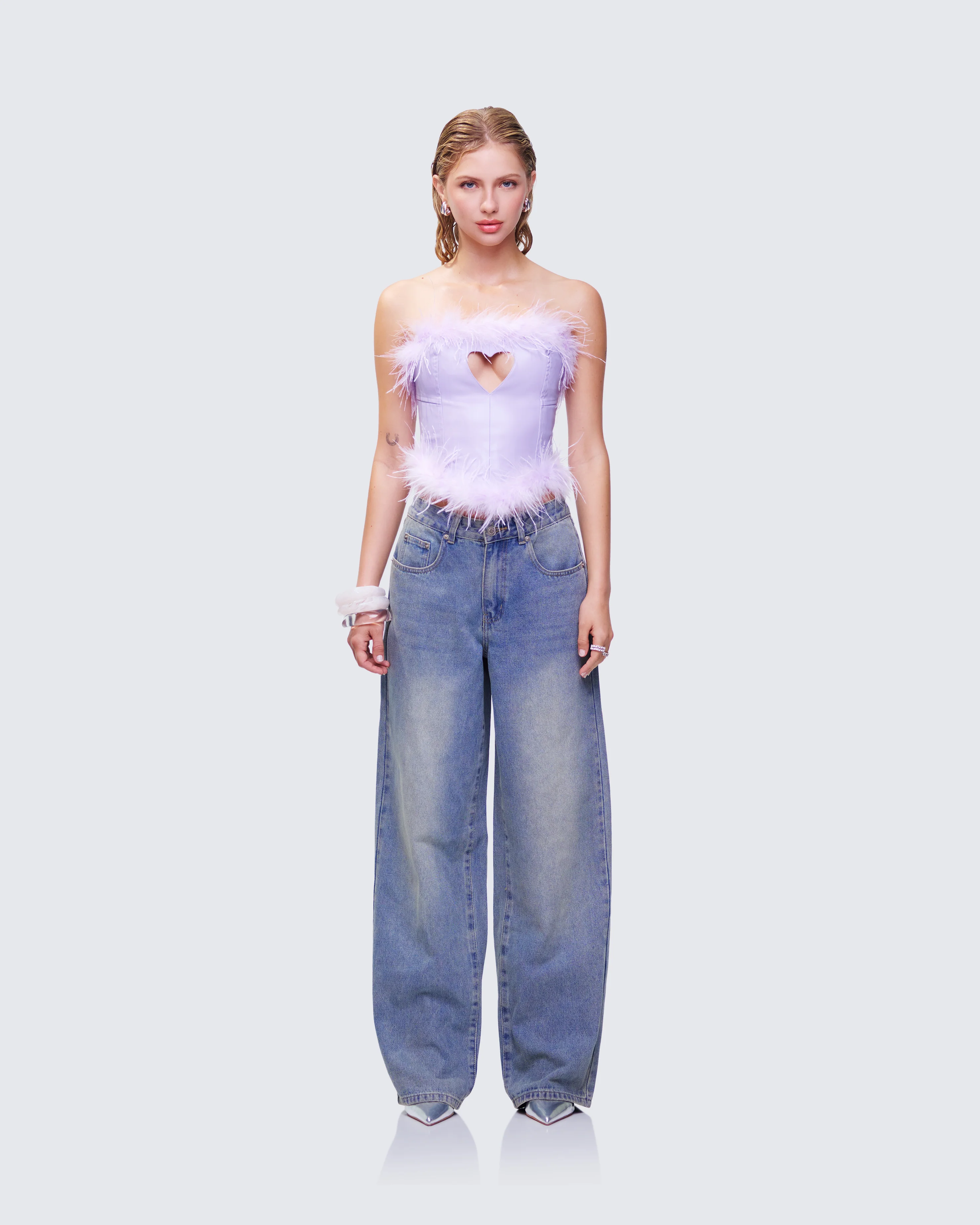 Abrielle Feather Set - Image 2