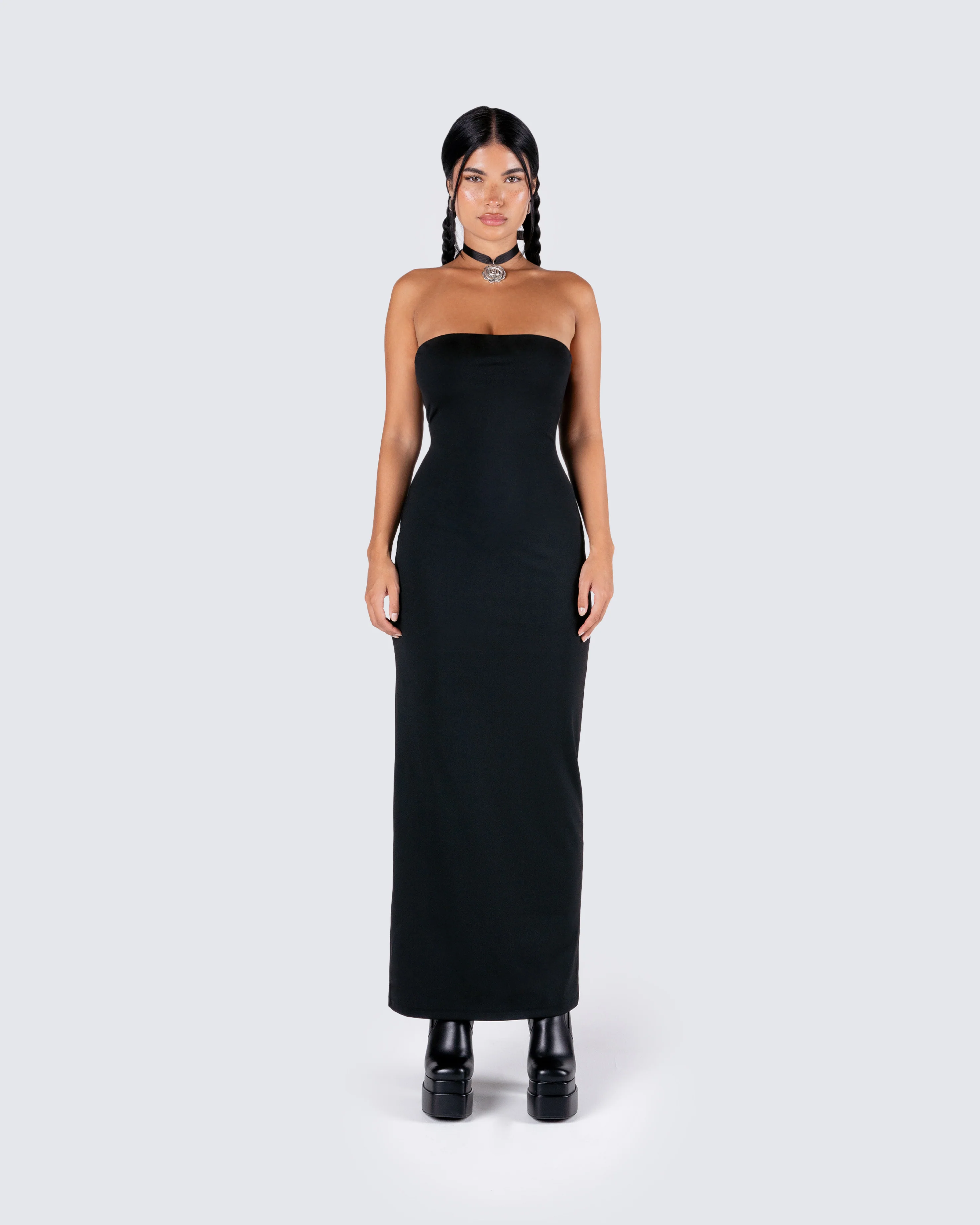 Akari Black Jersey Tube Maxi Dress - Image 4