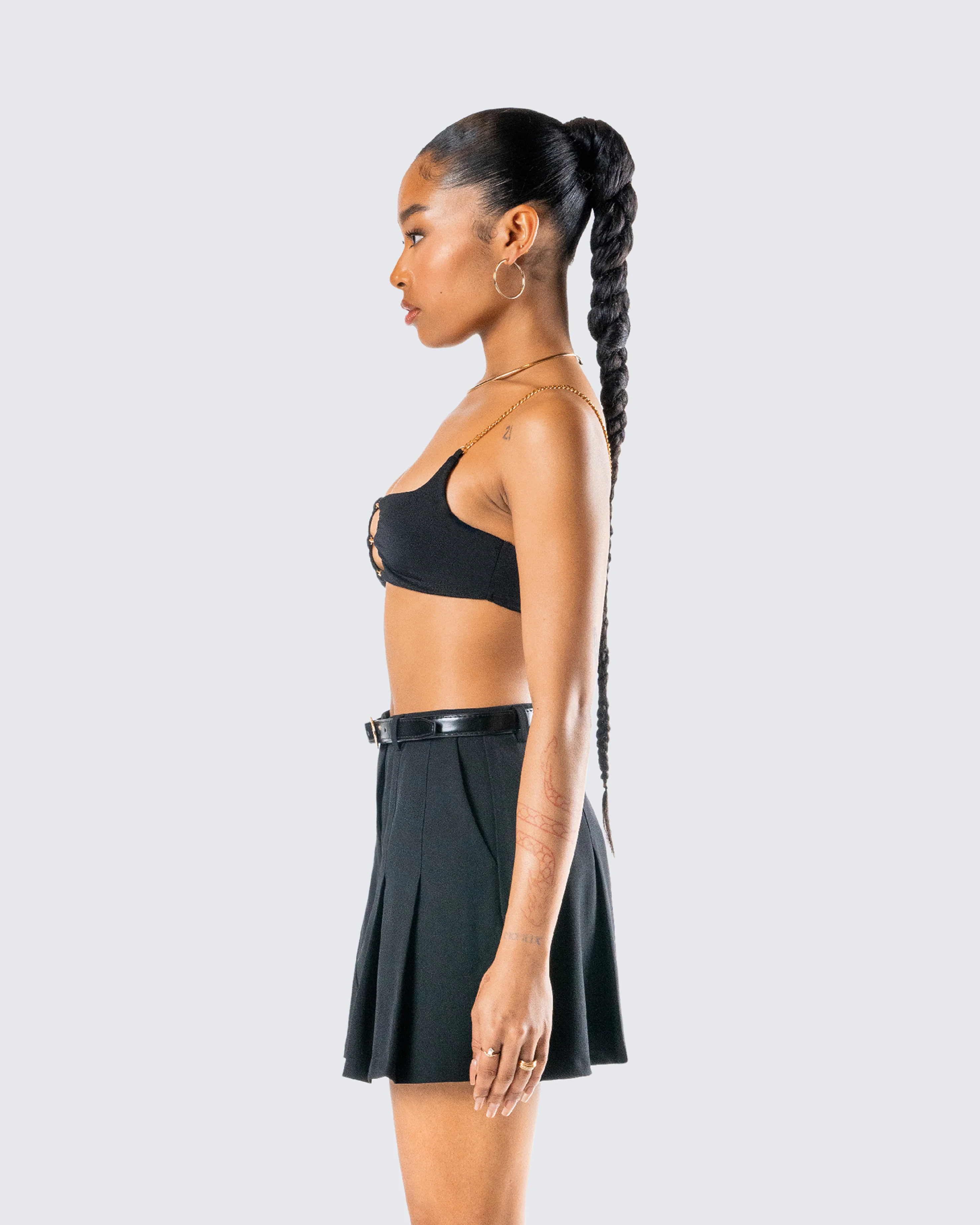 Amari Black Chain Cropped Top - Image 6