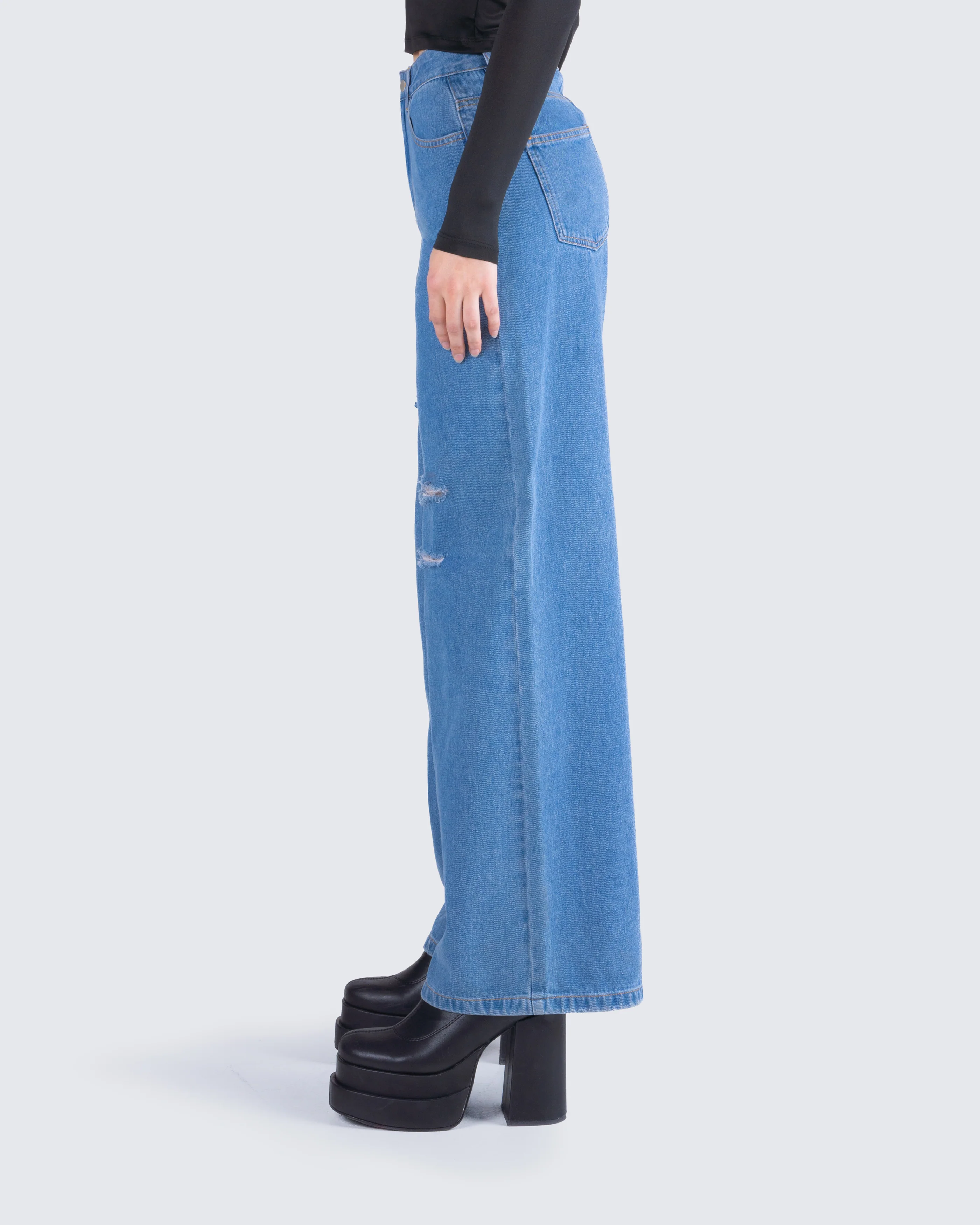 Amelia Distressed Jeans - Image 5