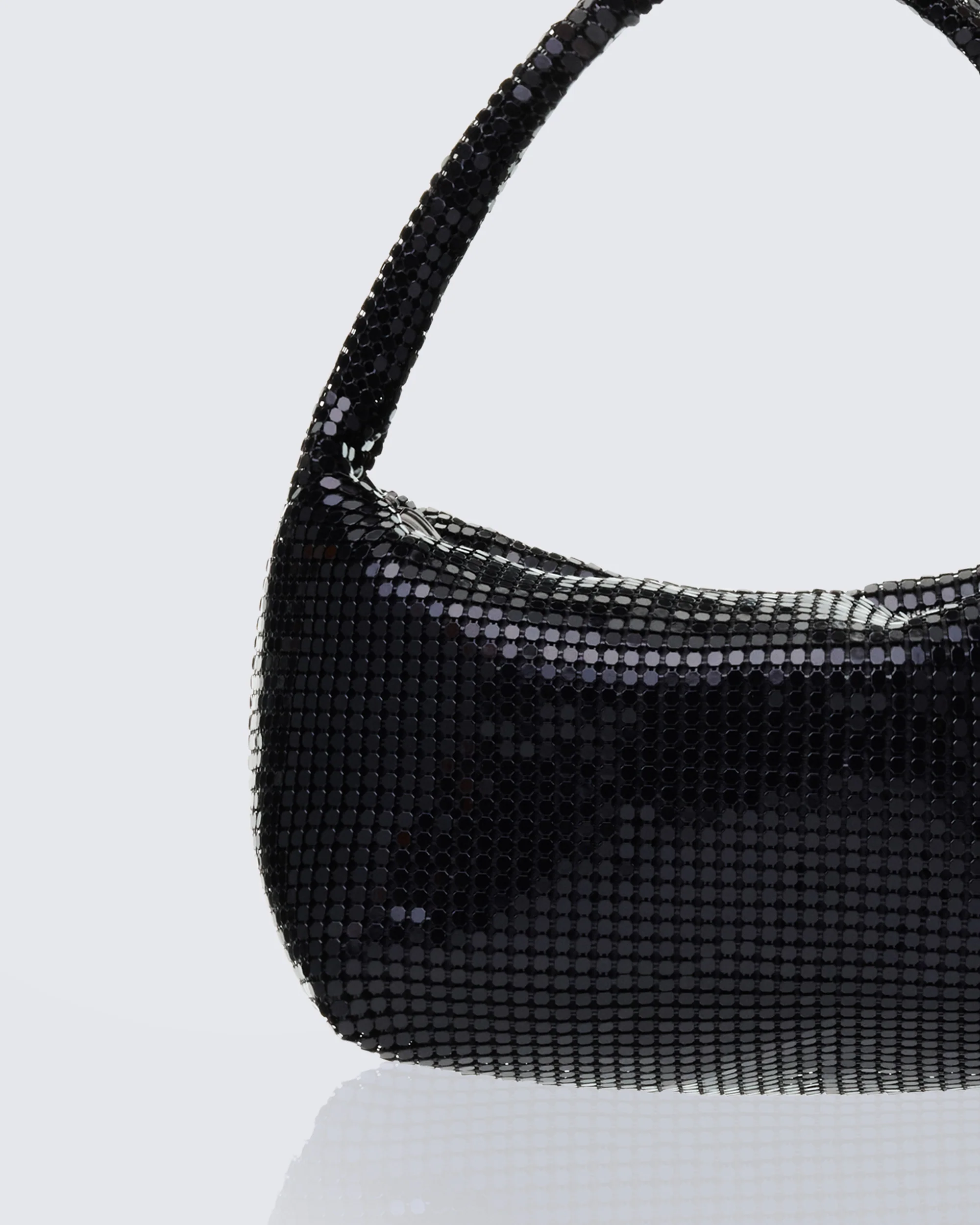 Anthea Black Chainmail Grab Bag - Image 3