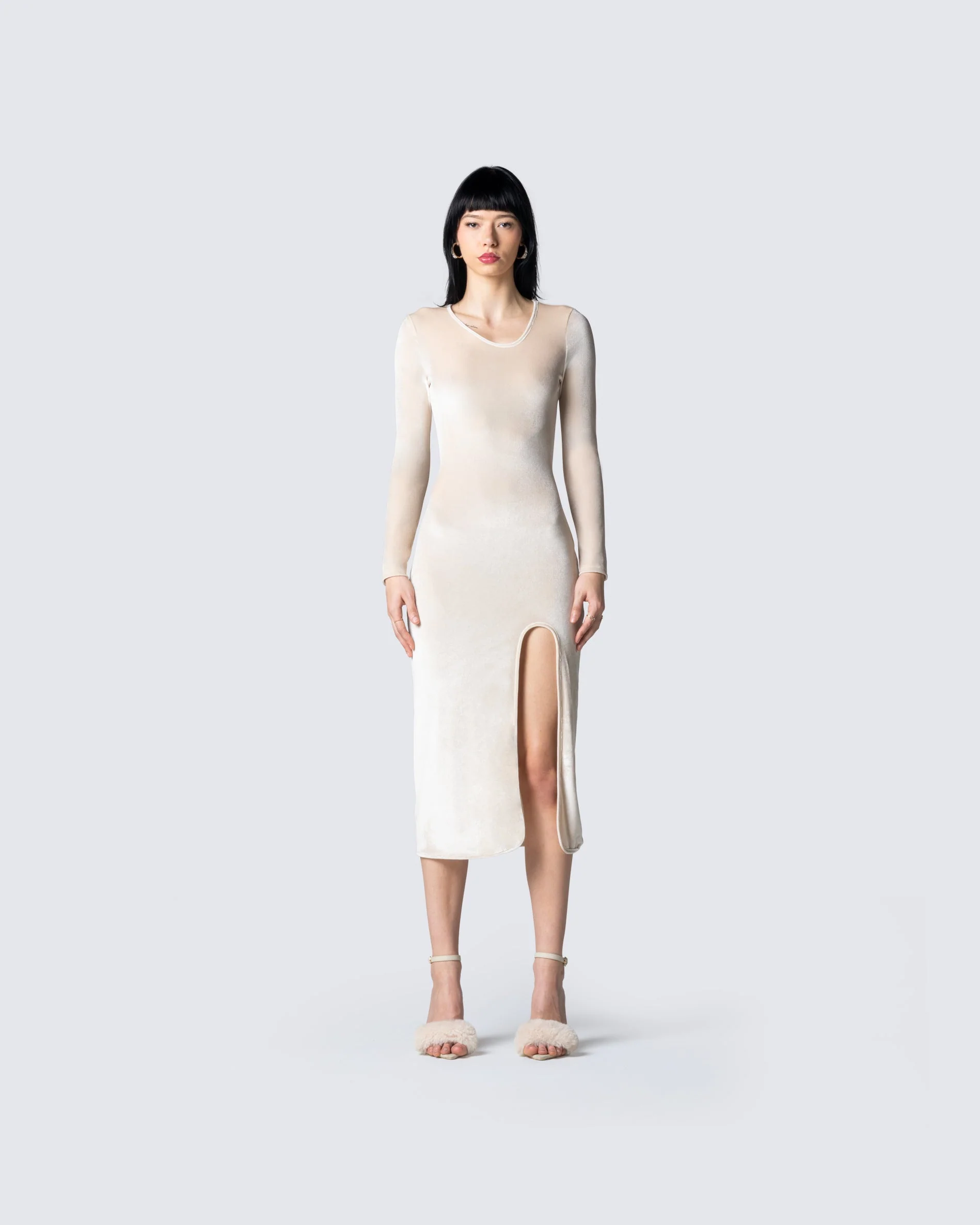 Ari Ivory Velvet Midi Dress - Image 4