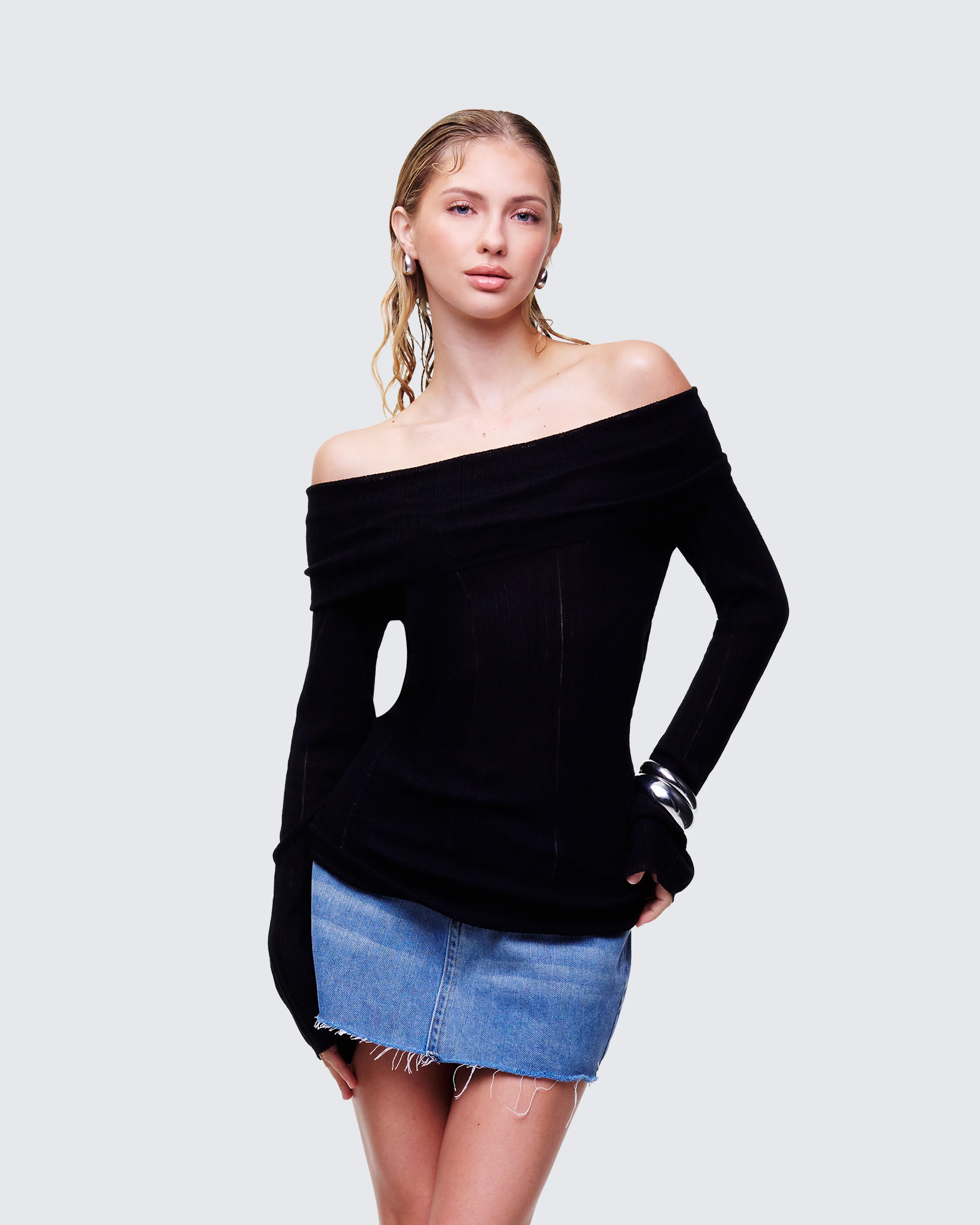 Arlina Black Fine Knit Top - Image 3
