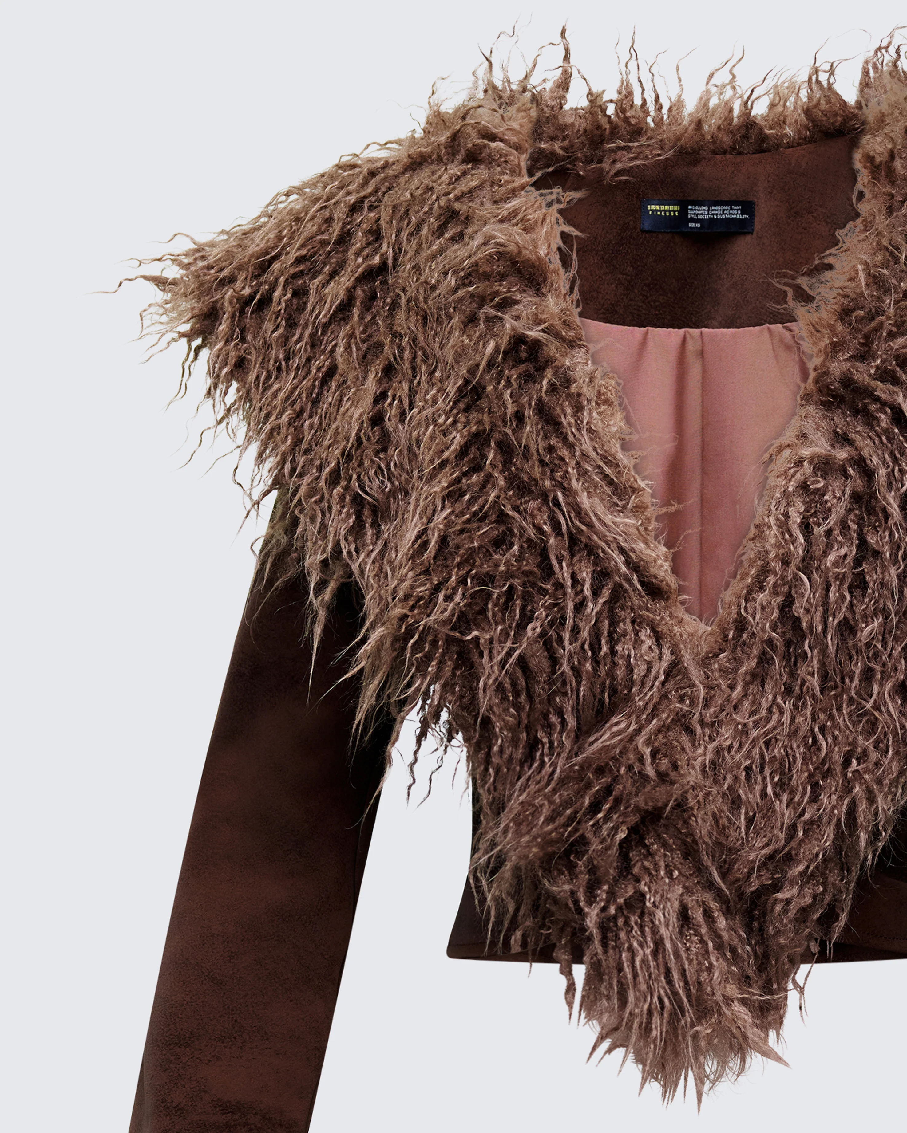 Athena Fur Set  - Image 5