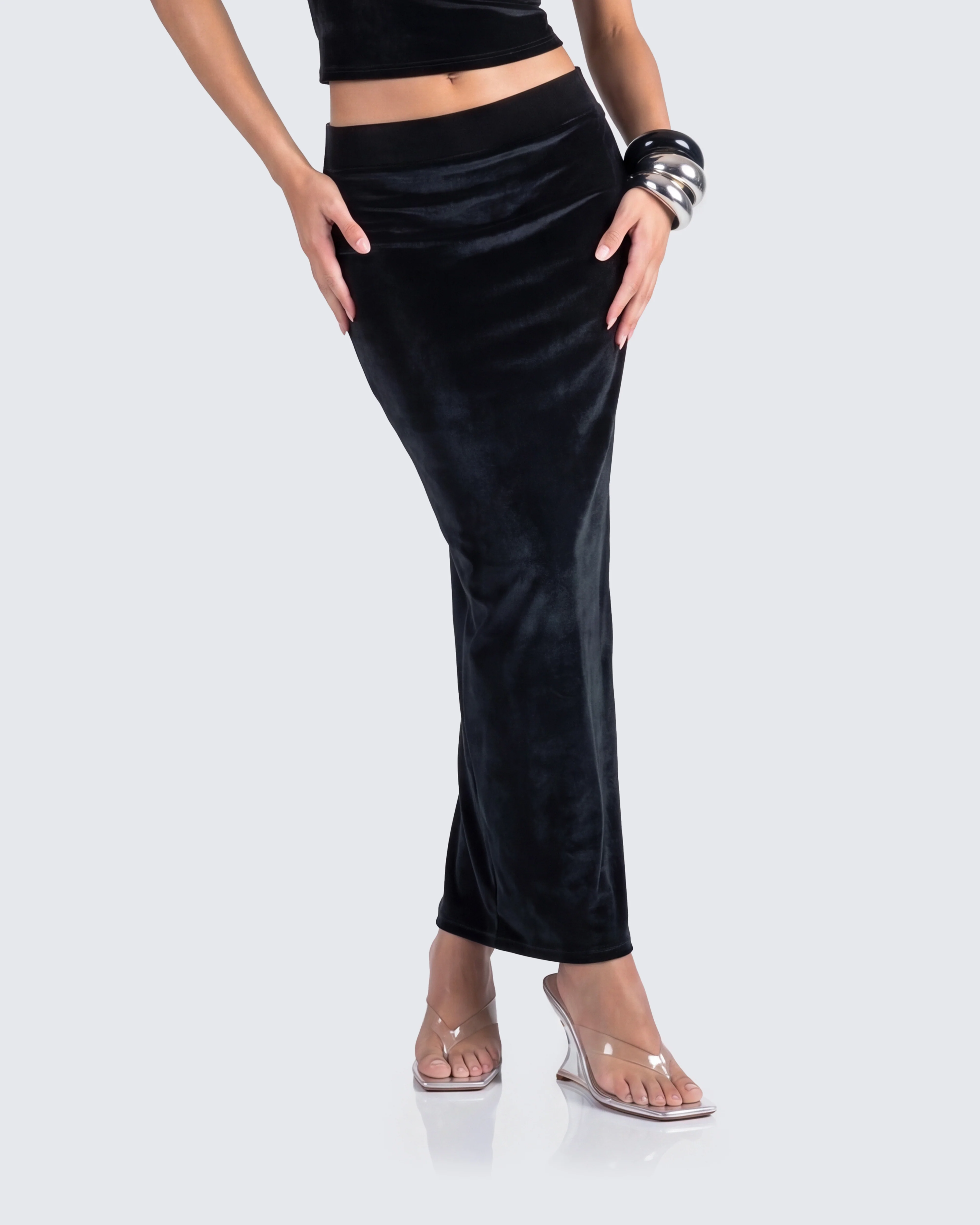 Ayla Black Velvet Maxi Skirt - Image 4