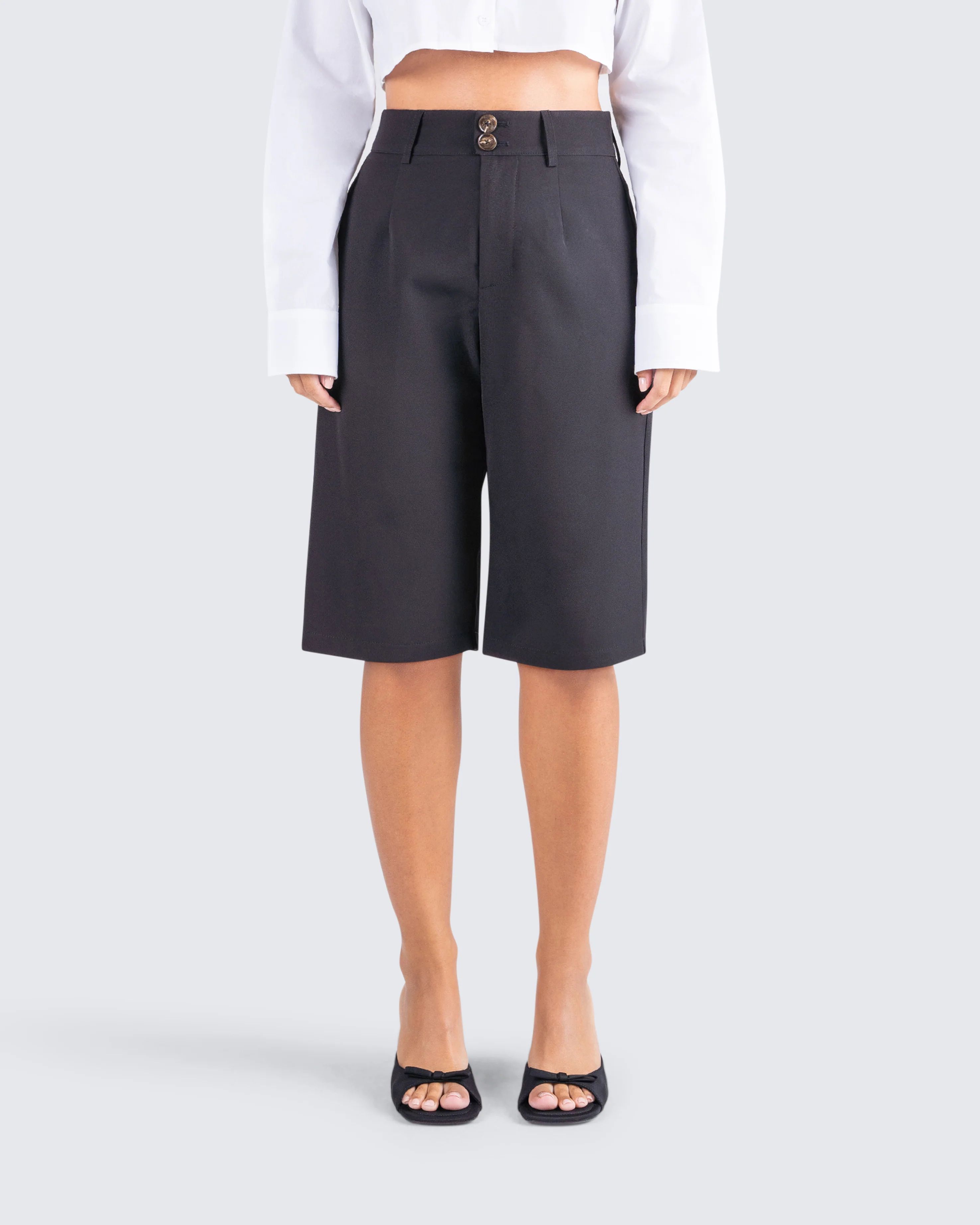 Birna Black Crepe Bermuda Shorts - Image 4