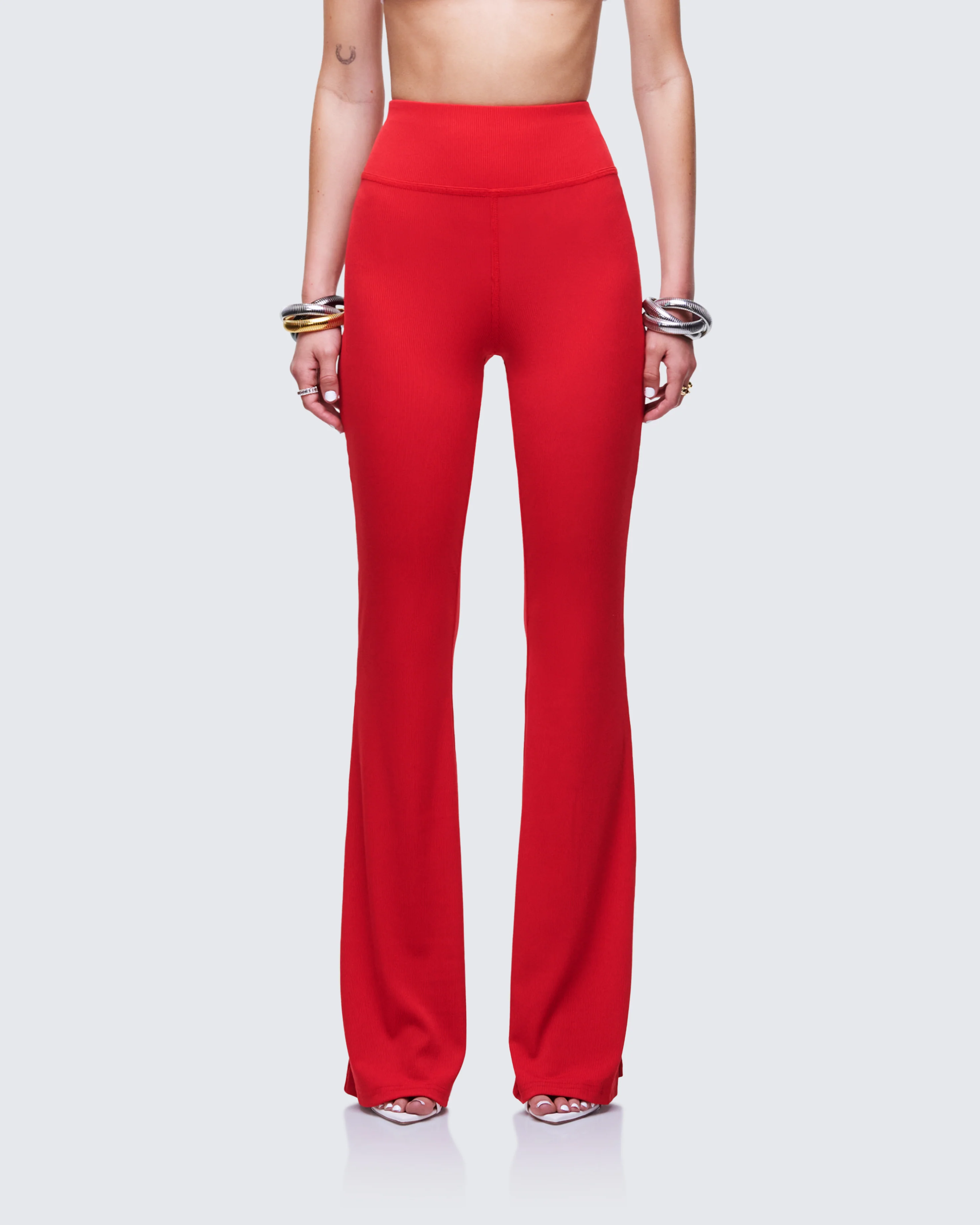 Cambree Red Ribbed Flare Legging - Image 2