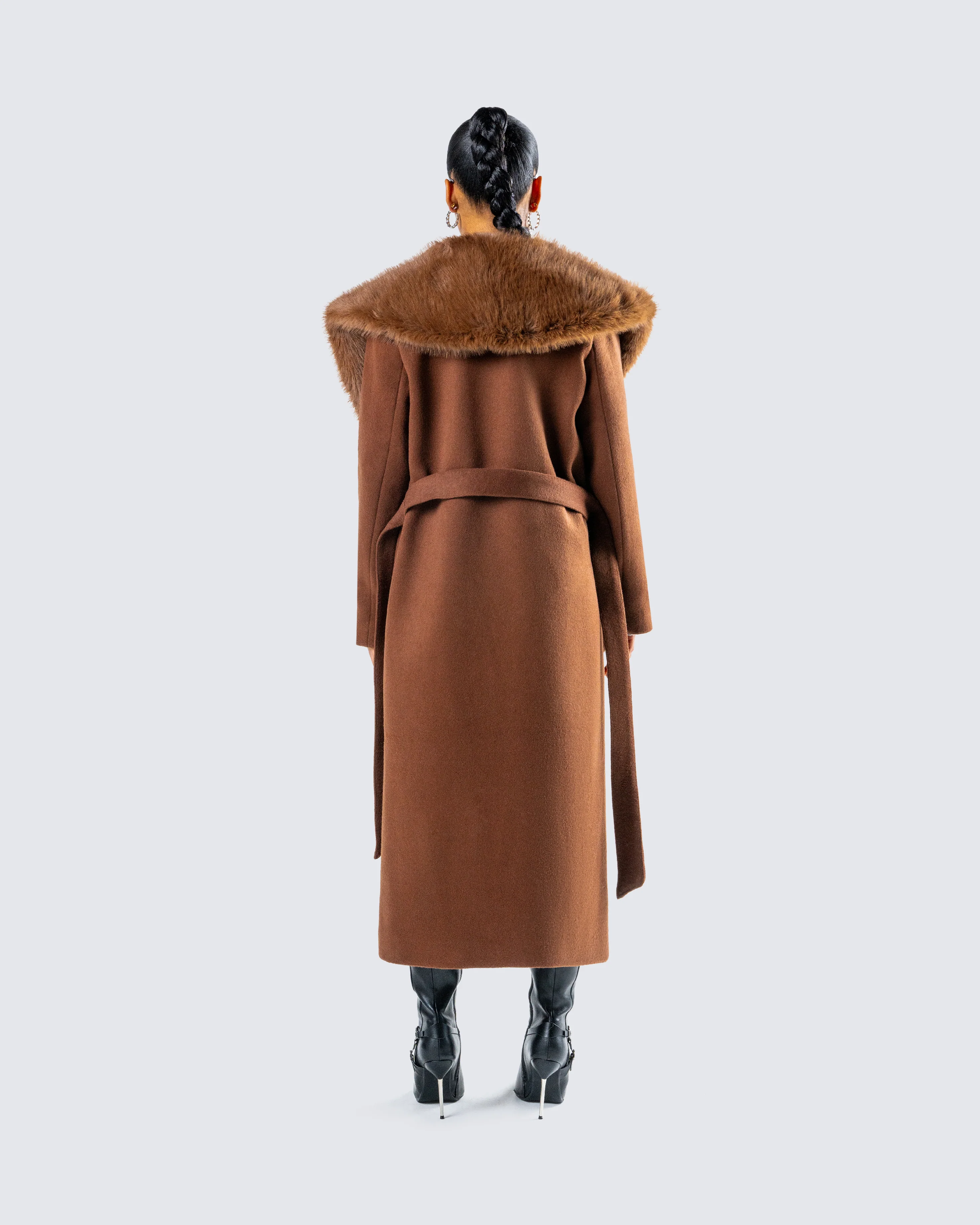 Hala Faux Fur Set - Image 7