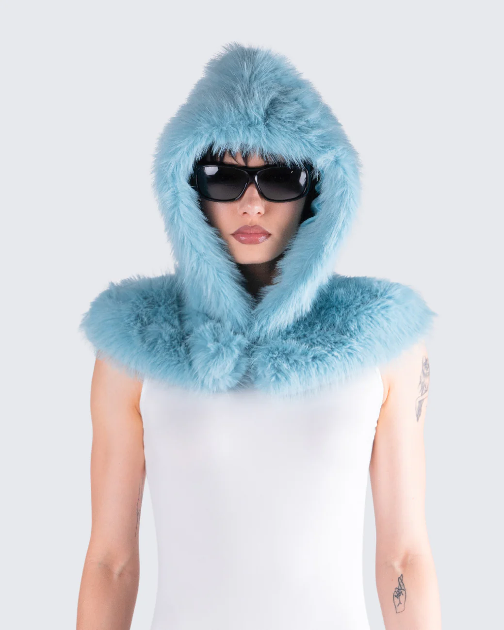 Jayden Aqua Fur Hood - Image 4