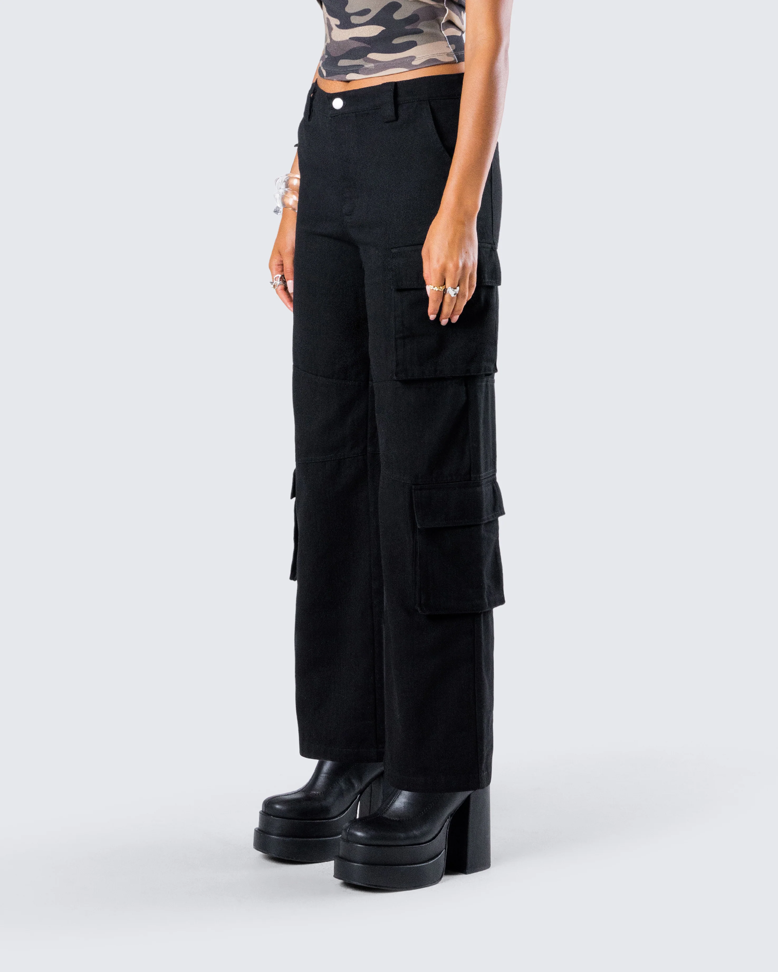 Laura Black Twill Cargo Pant - Image 5