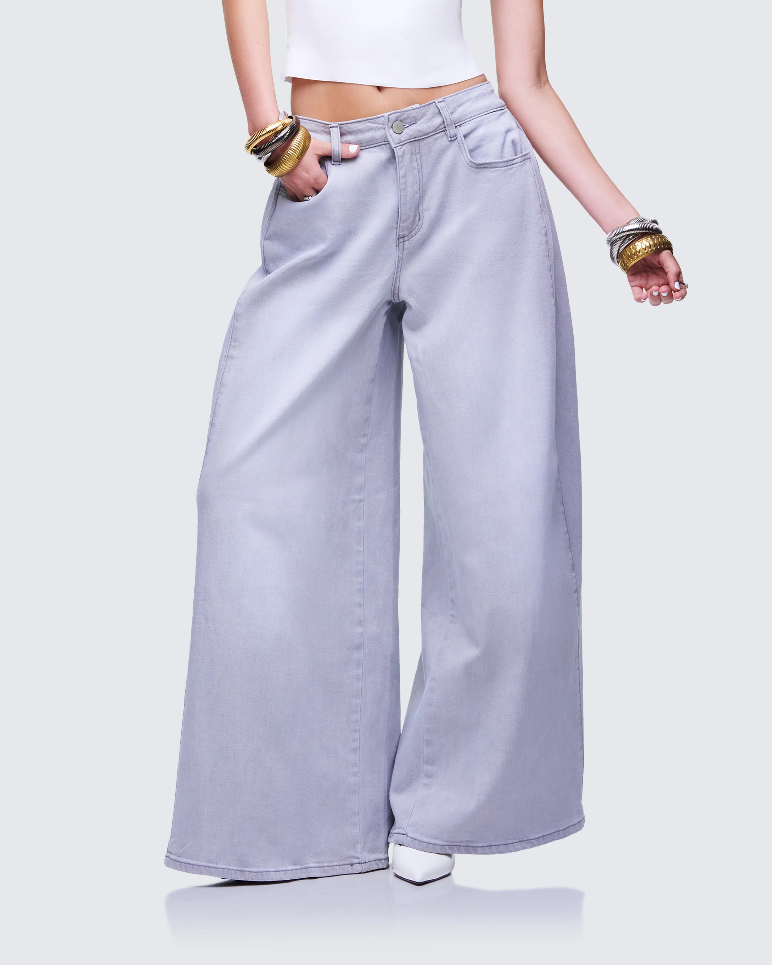 Lysandra Washed Grey Pleat Inset Jean - Image 3