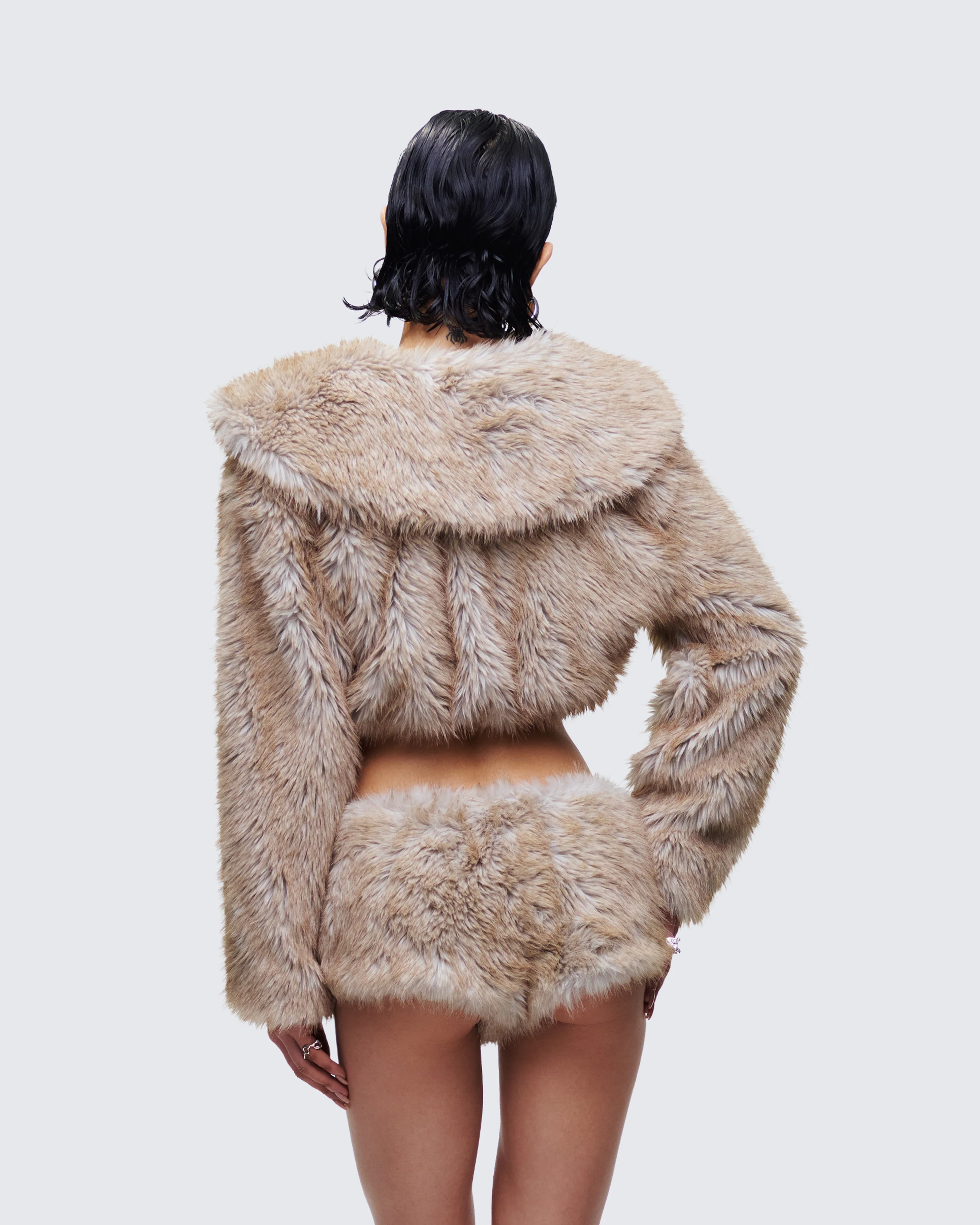 Marilyn Brown Faux Fur Jacket - Image 4