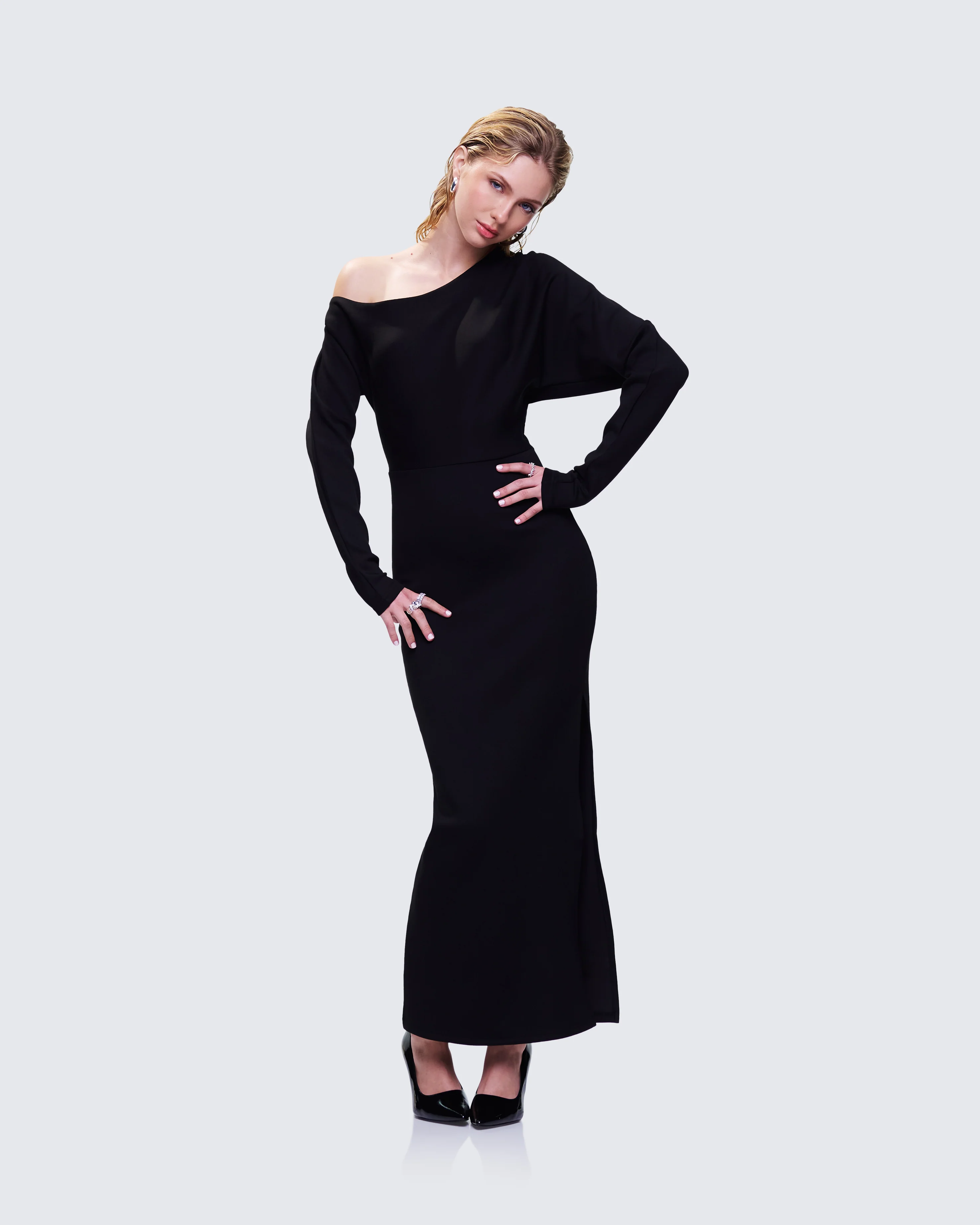 Morwena Black Off Shoulder Maxi Dress - Image 6