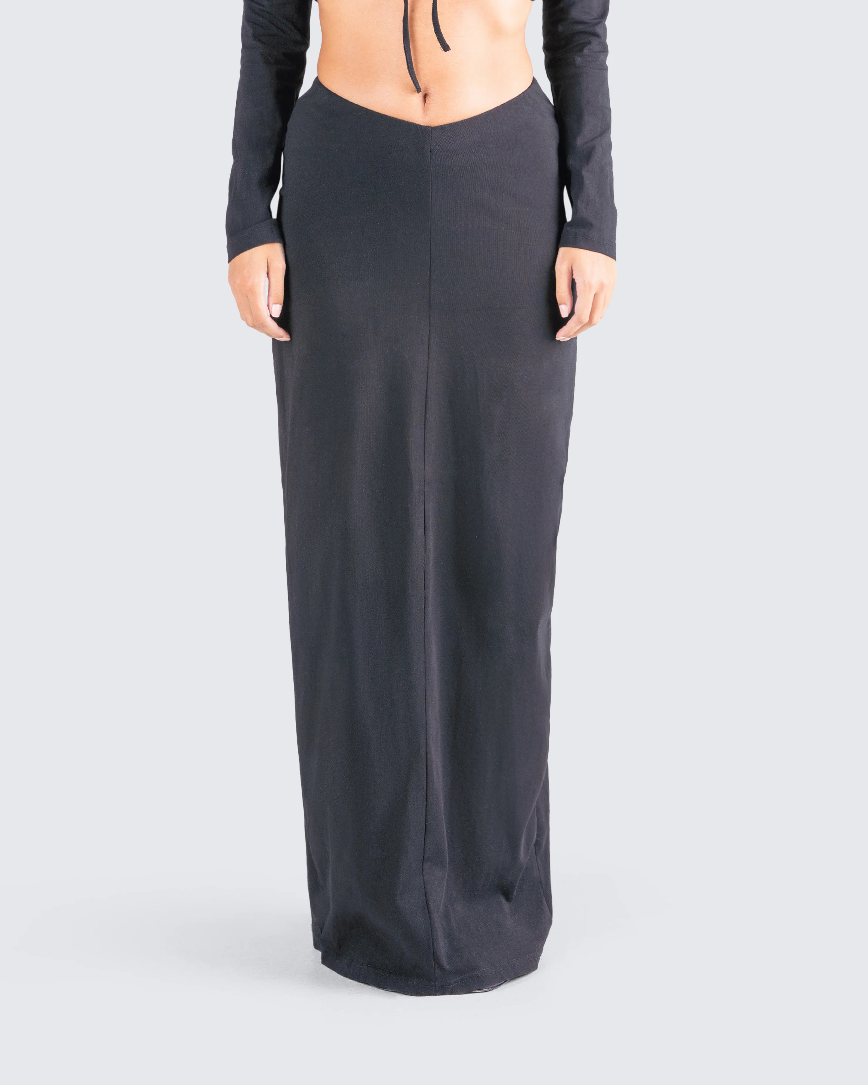 Nadia Black V Waist Skirt - Image 4