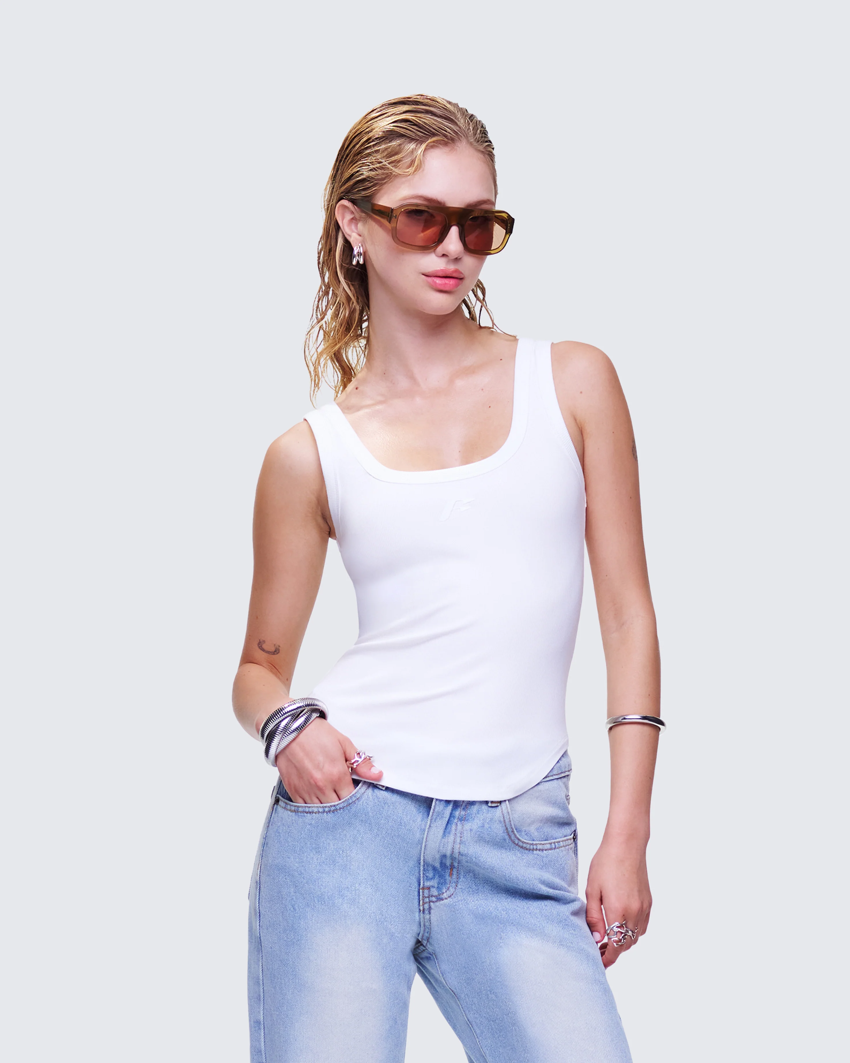 Naia White Tilted Hem Tank Top - Image 3