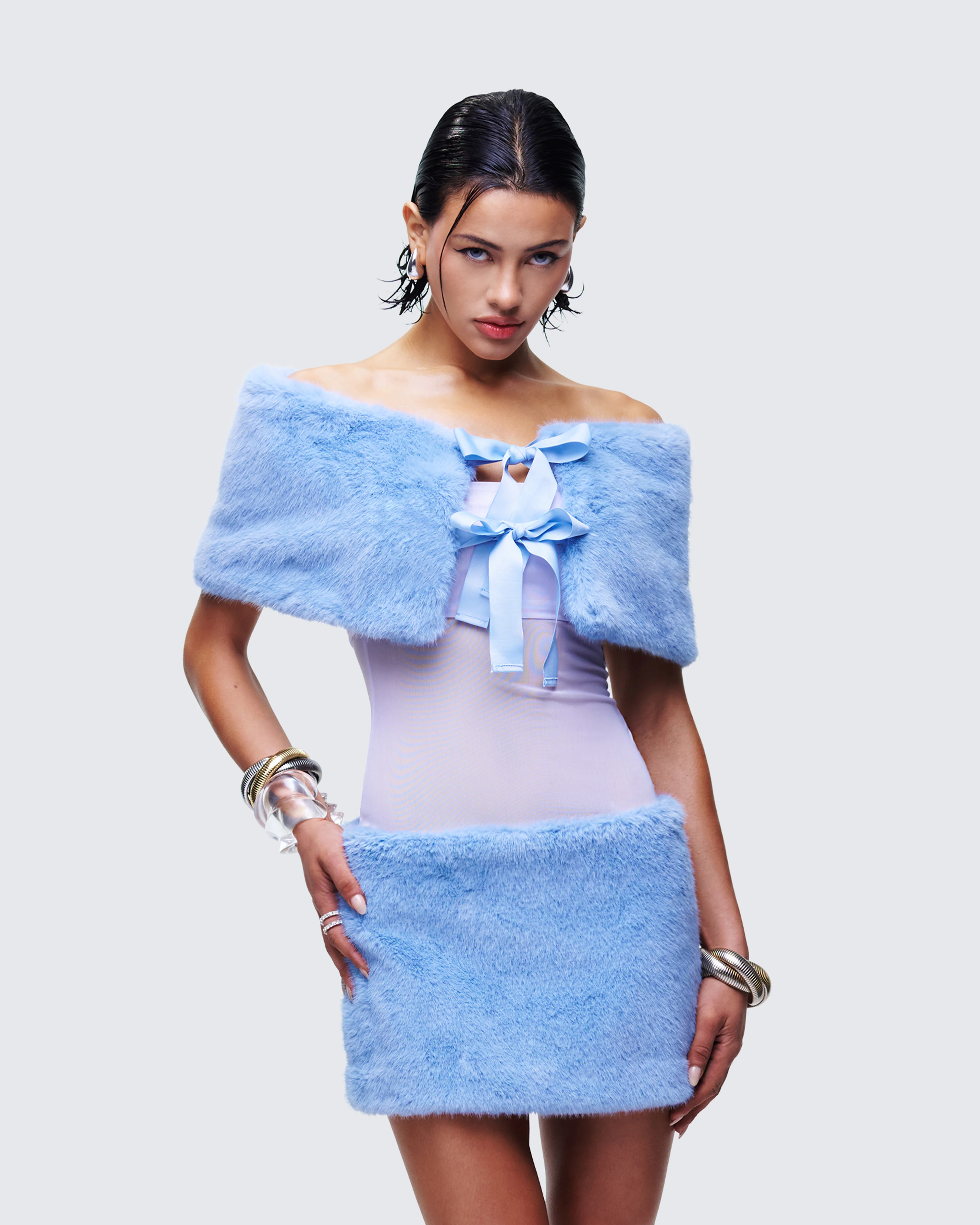 Noelle Blue Faux Fur Shrug - Image 3