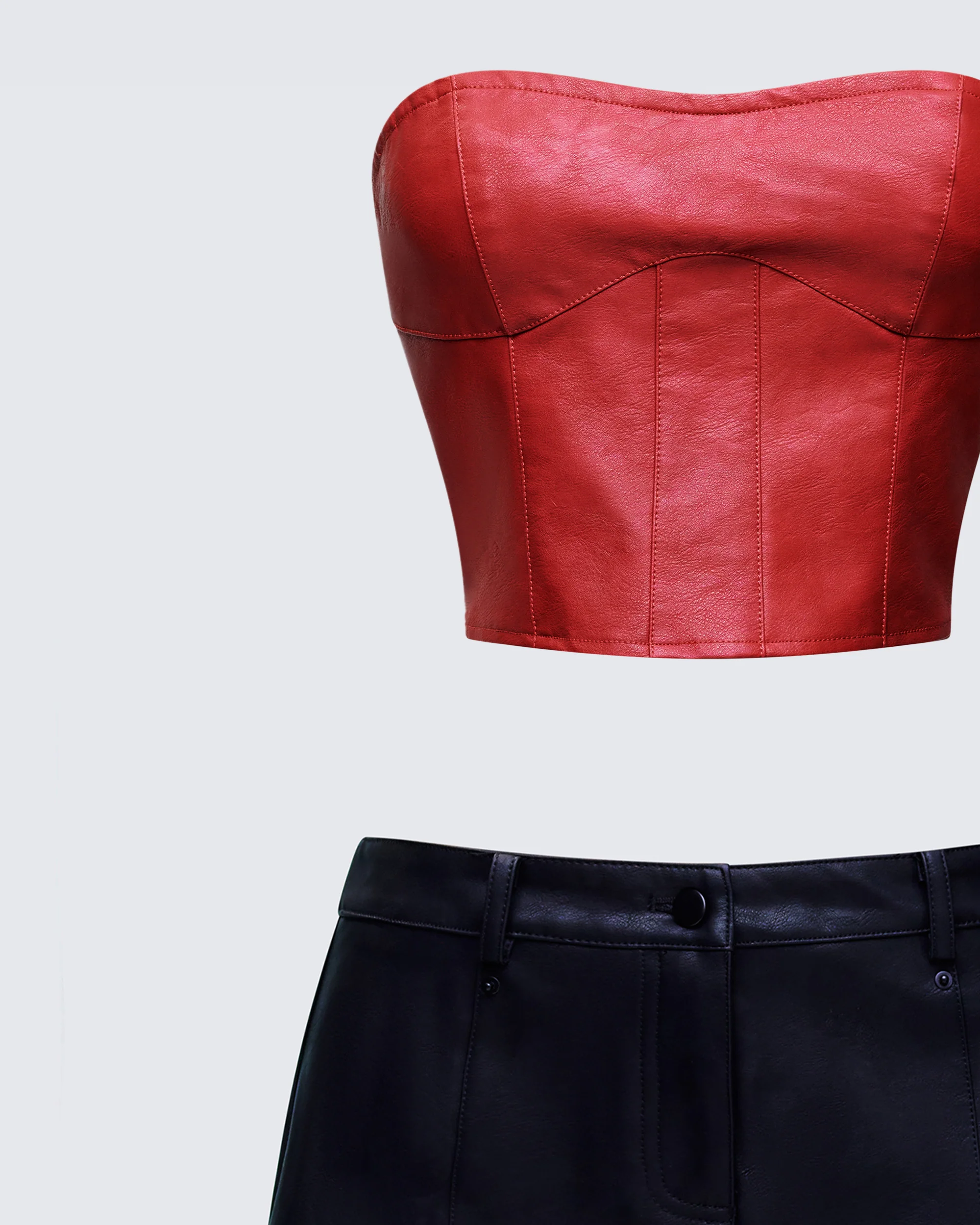 Novia Red Leather Set   - Image 6