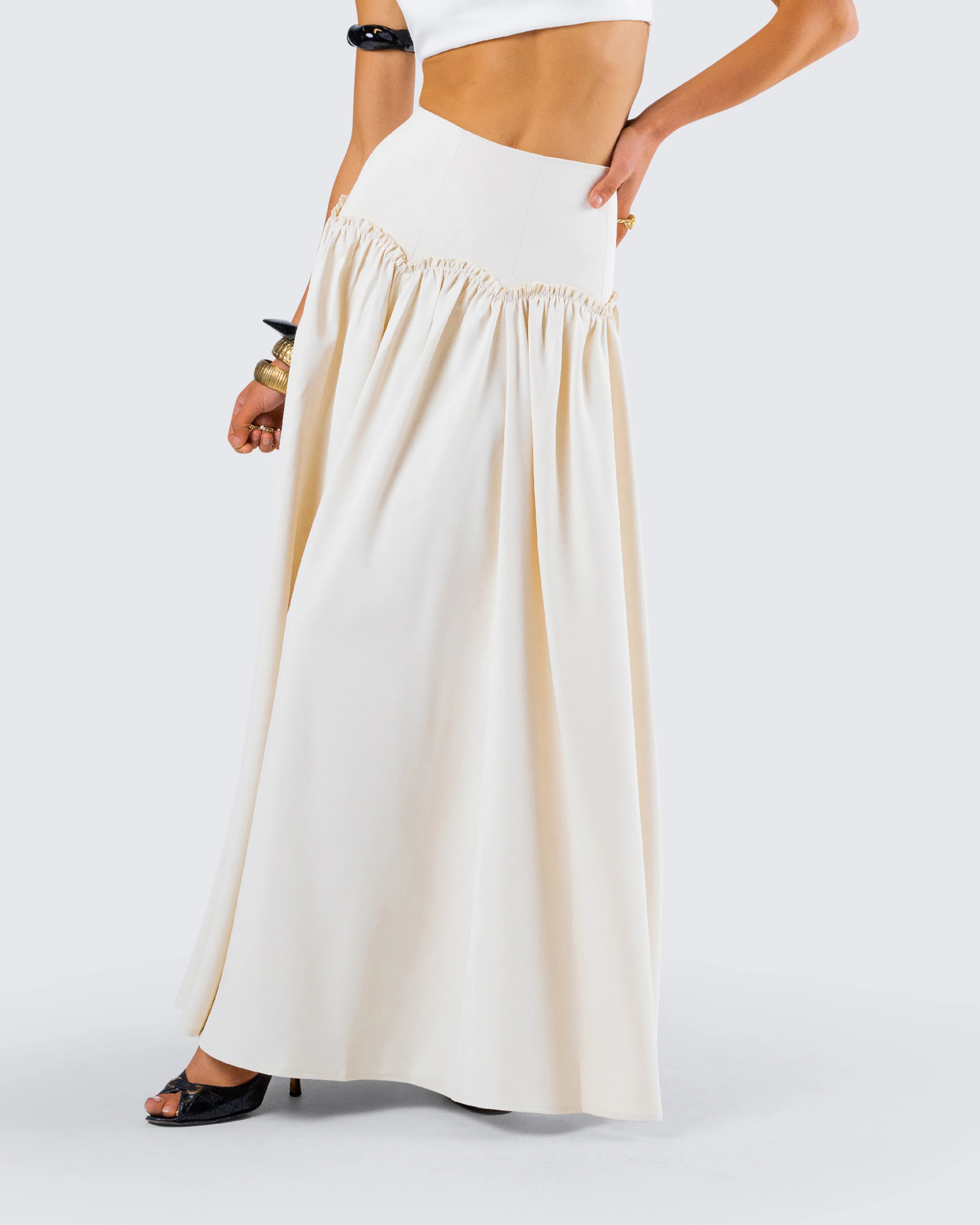 Orla Cream Ruched Maxi Skirt - Image 6