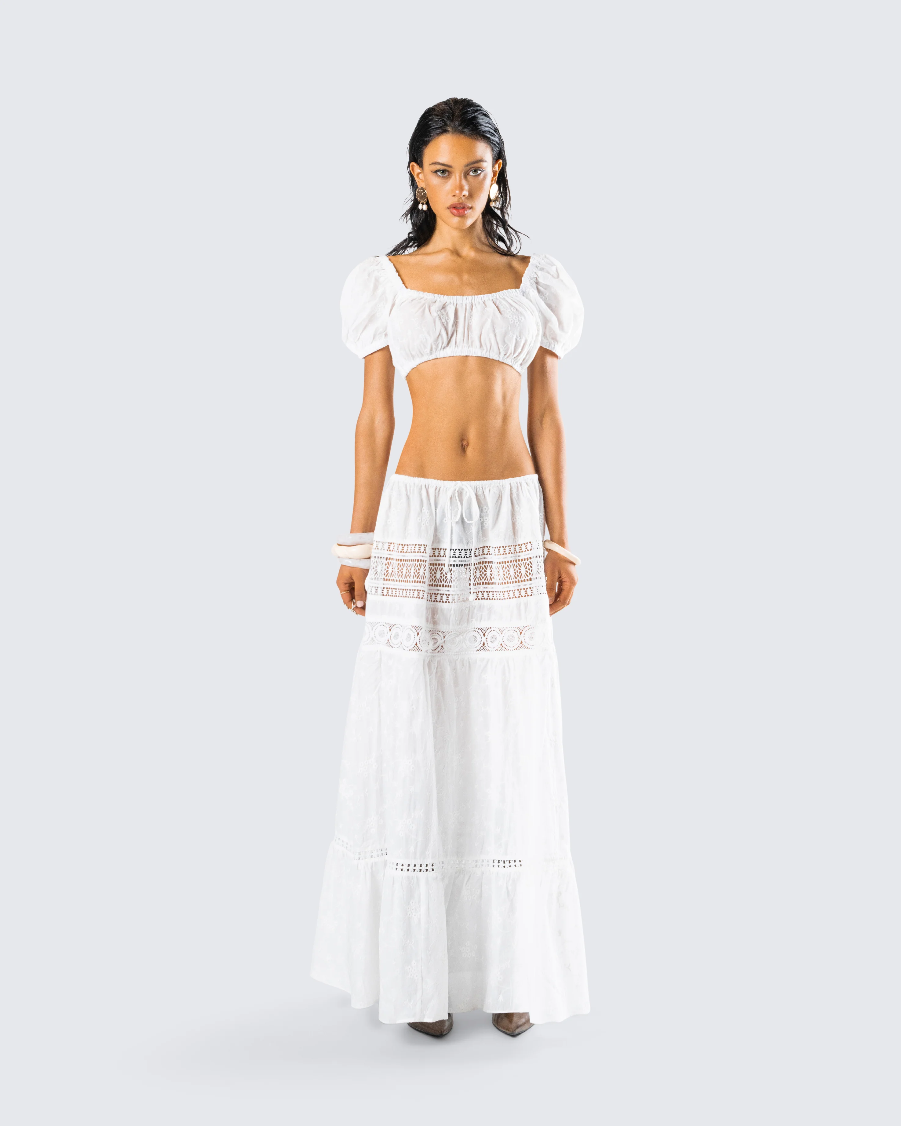 Rue White Floral Set - Image 4