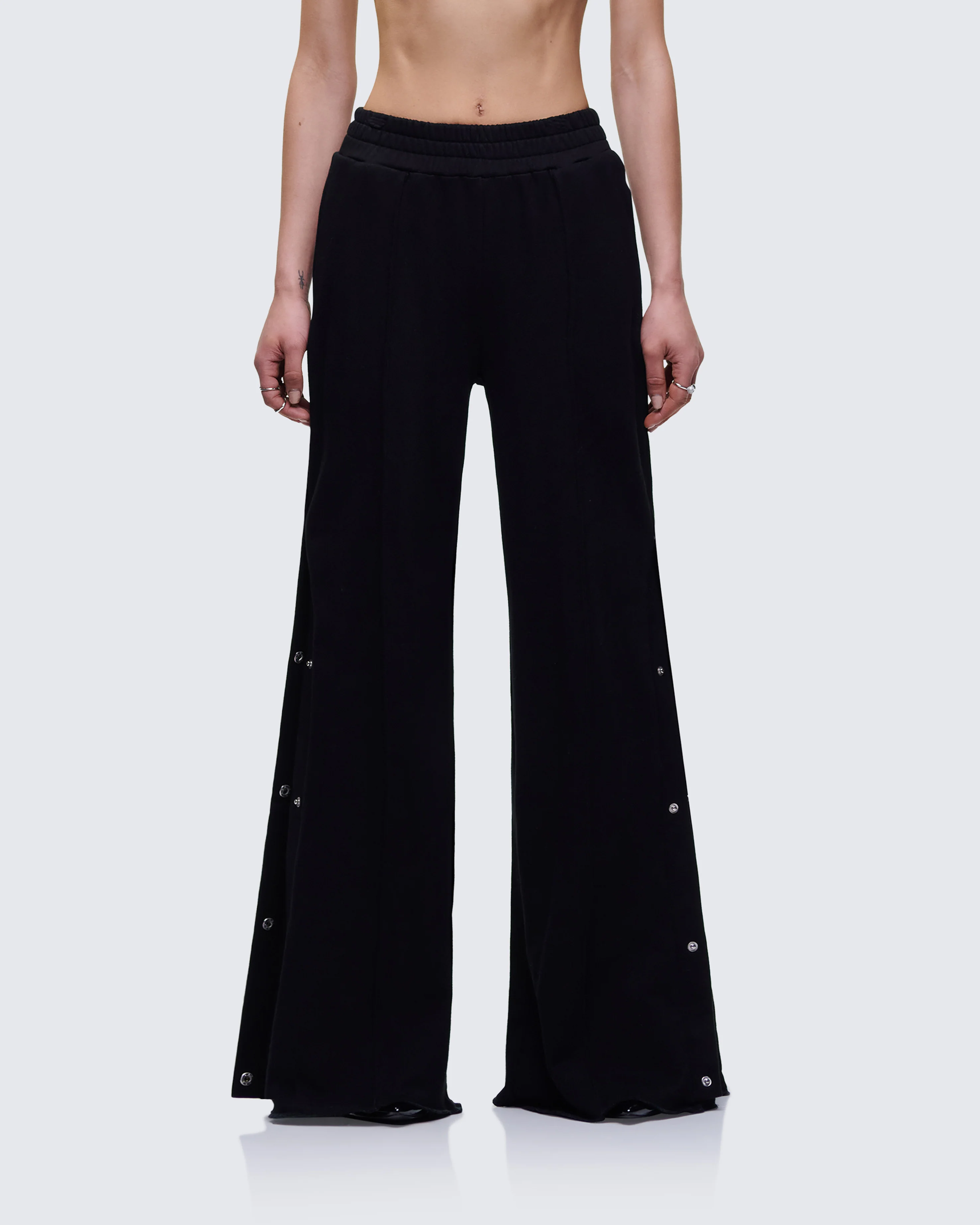 Saige Black Popper Detail Loose Sweatpant - Image 4