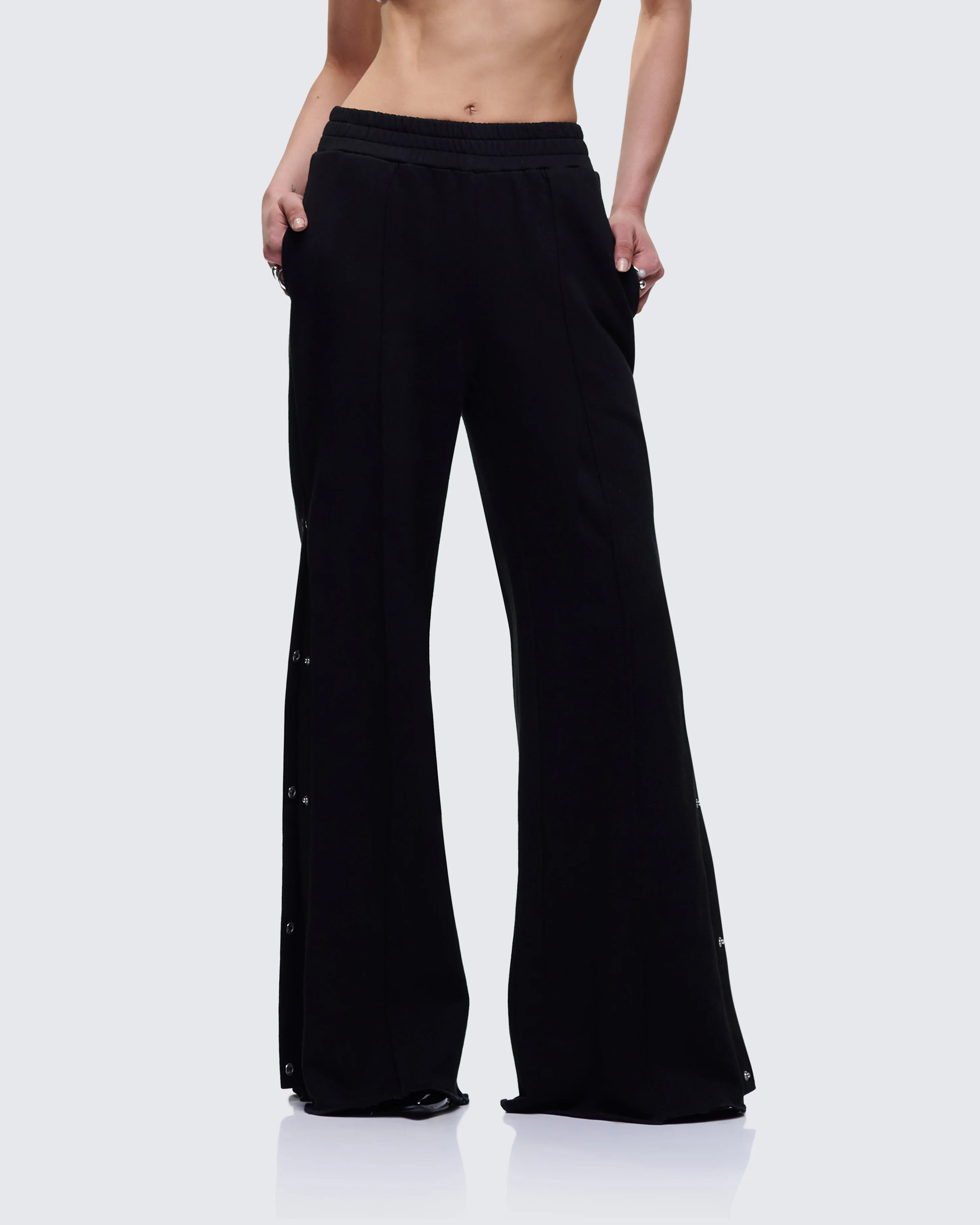 Saige Black Popper Detail Loose Sweatpant - Image 5
