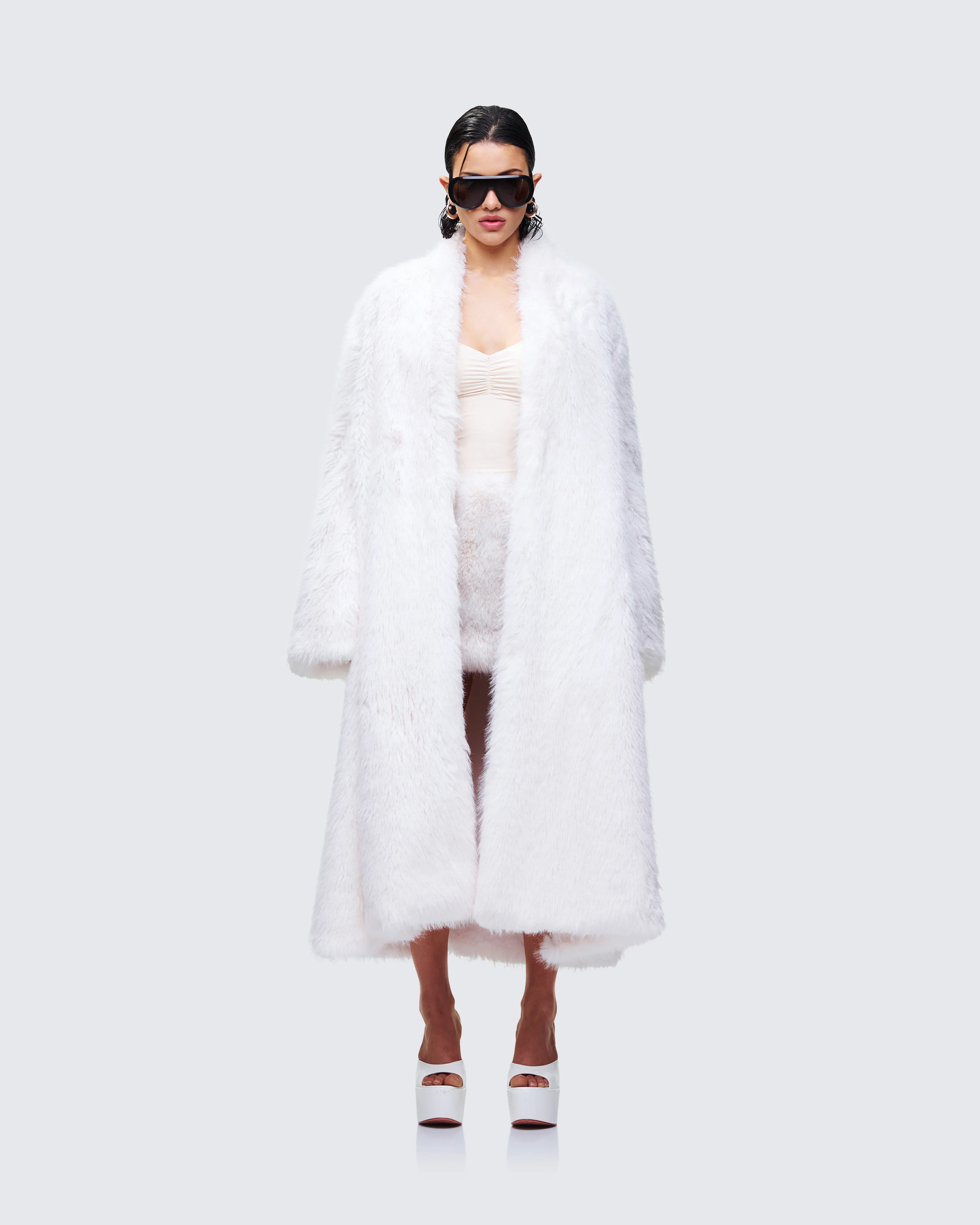 Salina Fur Set  - Image 3