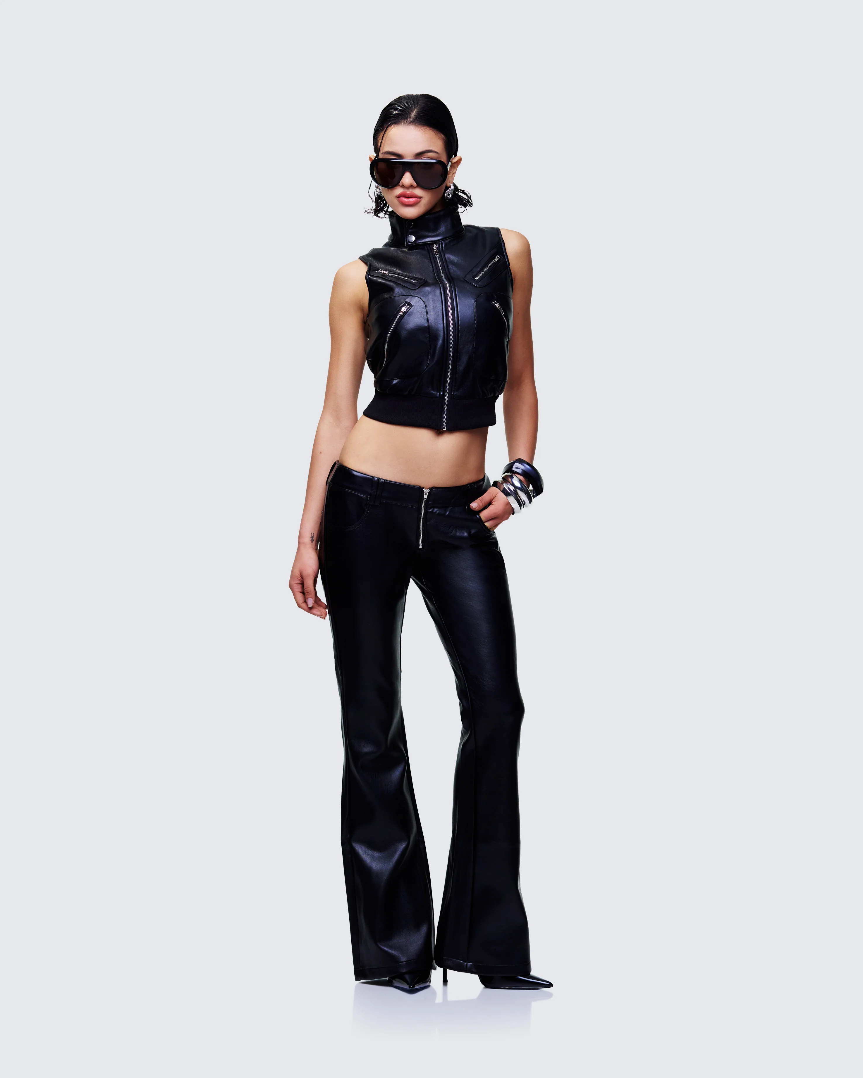 Salma Leather Set - Image 2