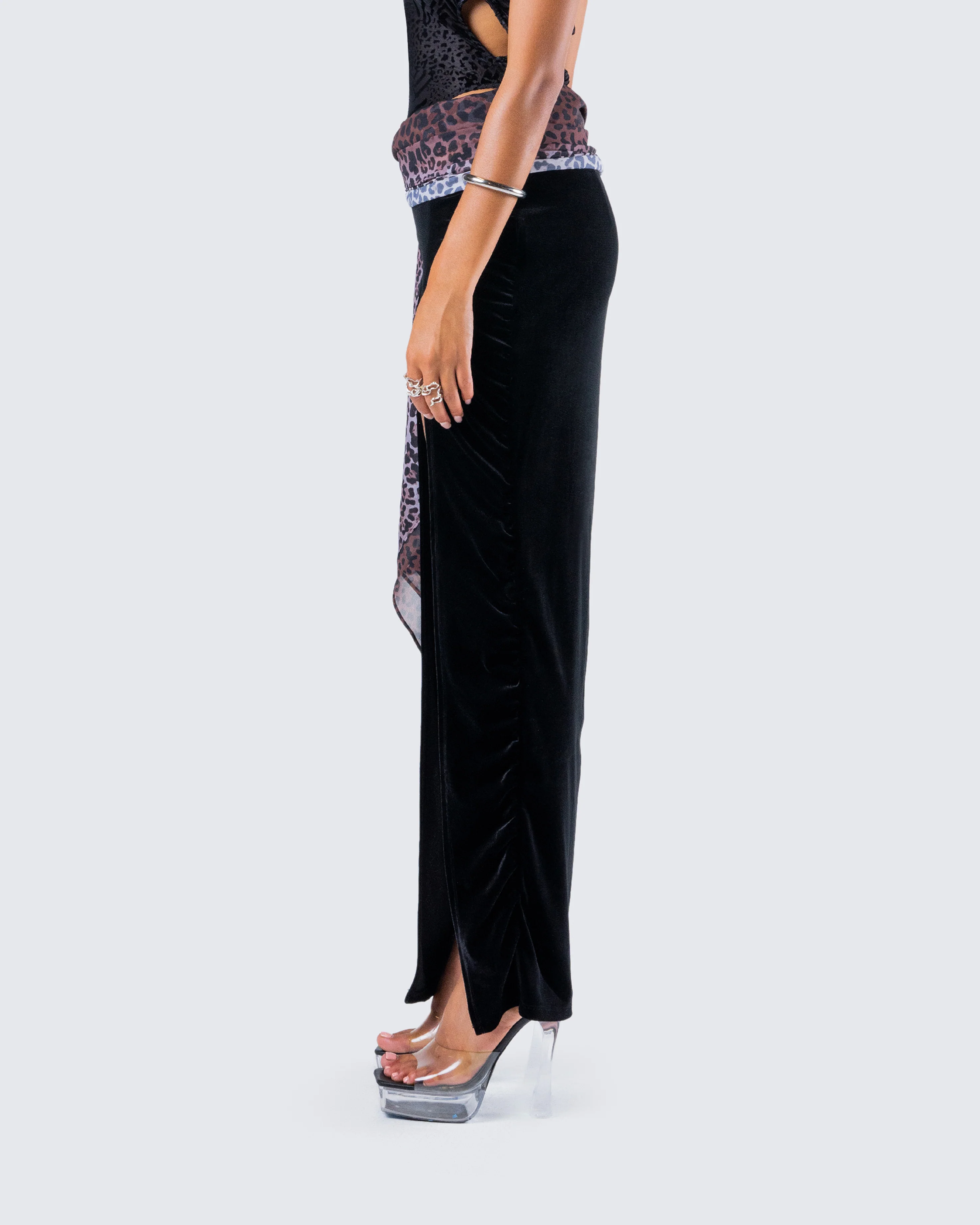 Samantha Black Velvet Maxi Skirt - Image 6