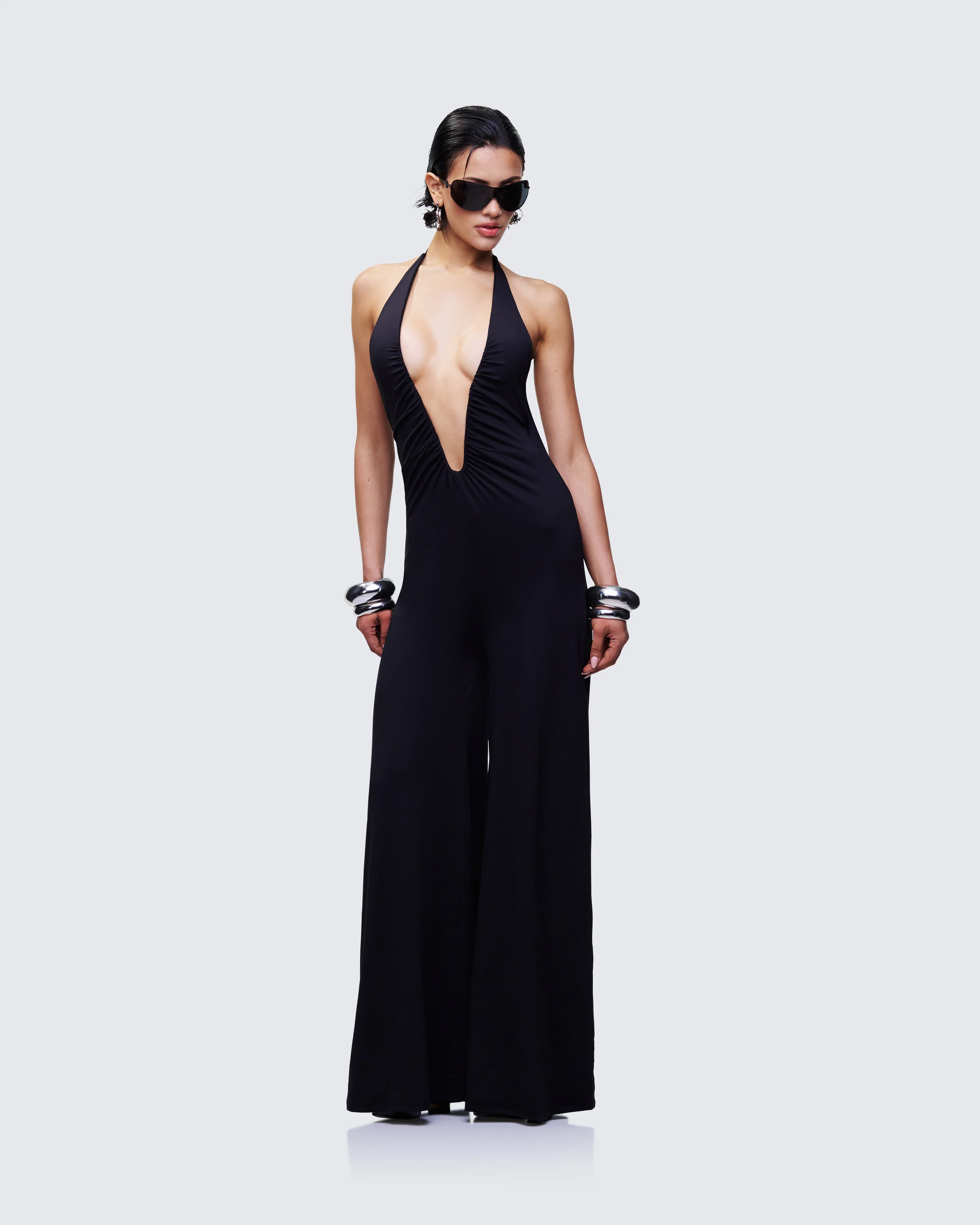 Saoirse Black Plunge Neck Jumpsuit - Image 4
