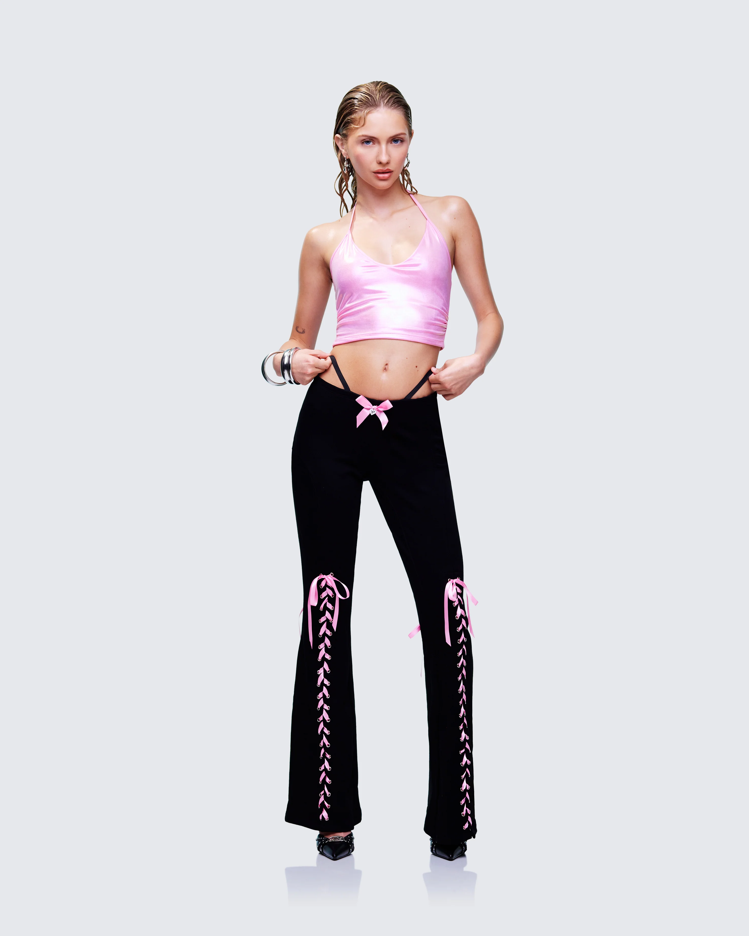 Vashti Metallic Set
- Image 4