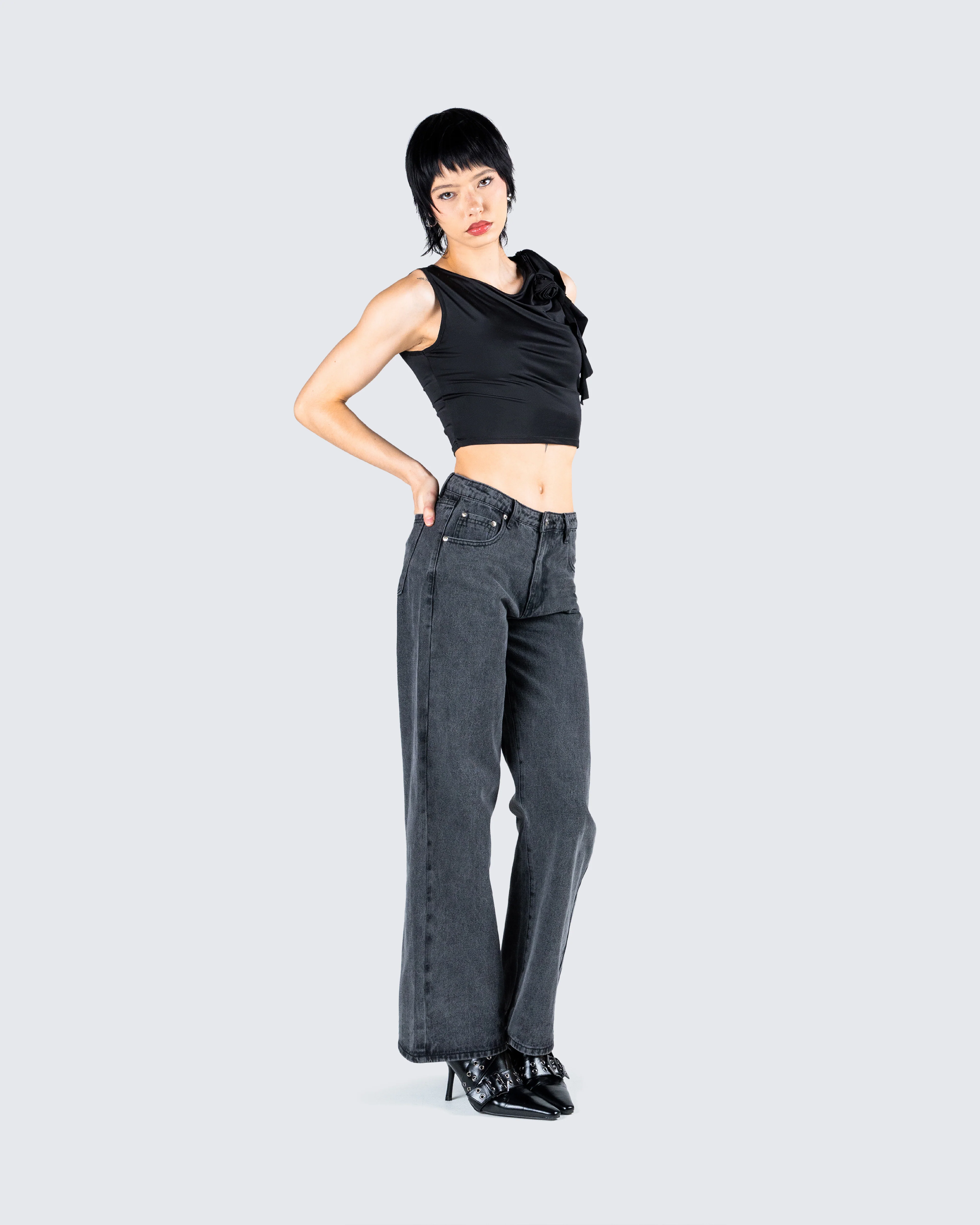 Veeti Black Jersey Crop Top - Image 9