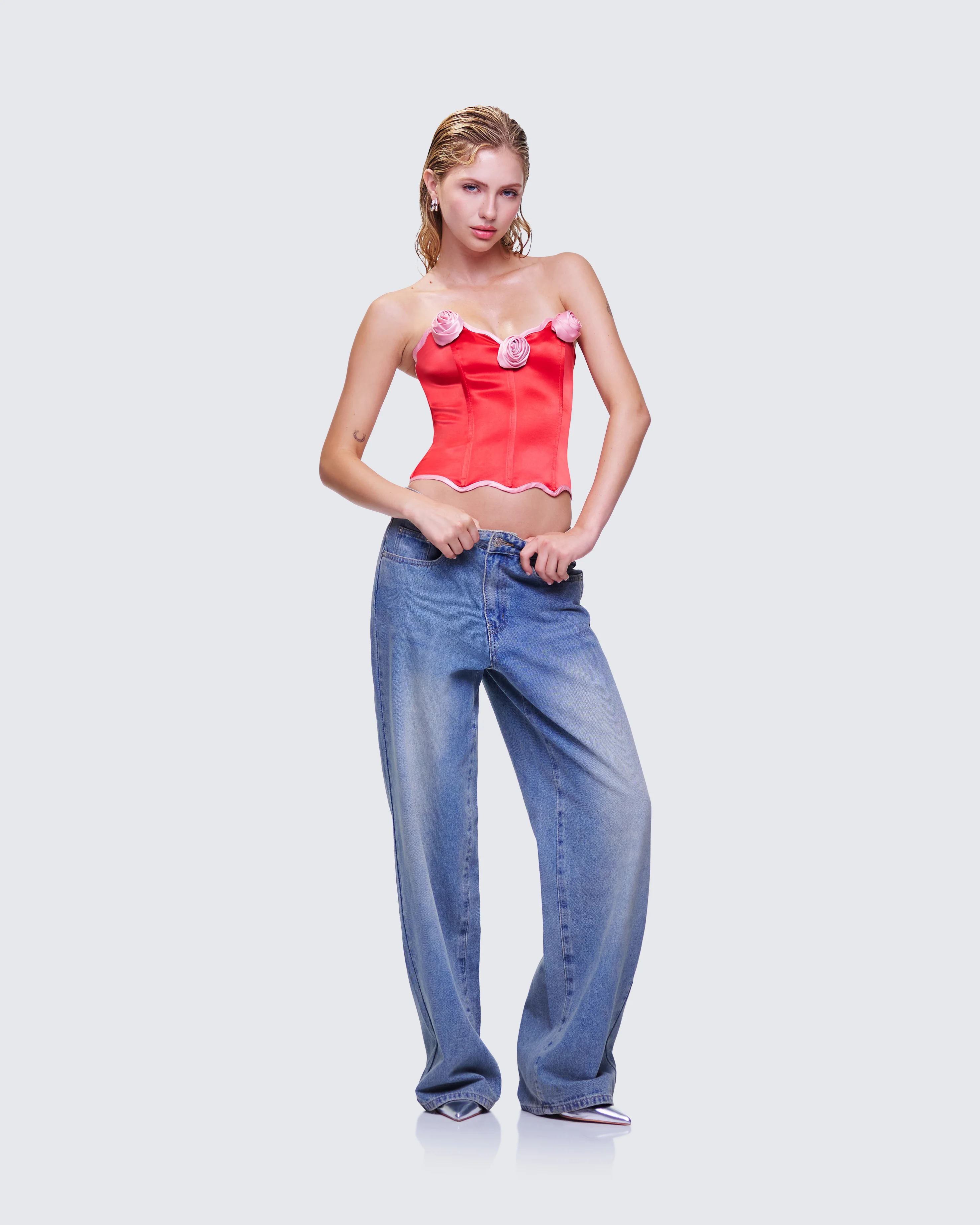 Villie Corset Set - Image 4