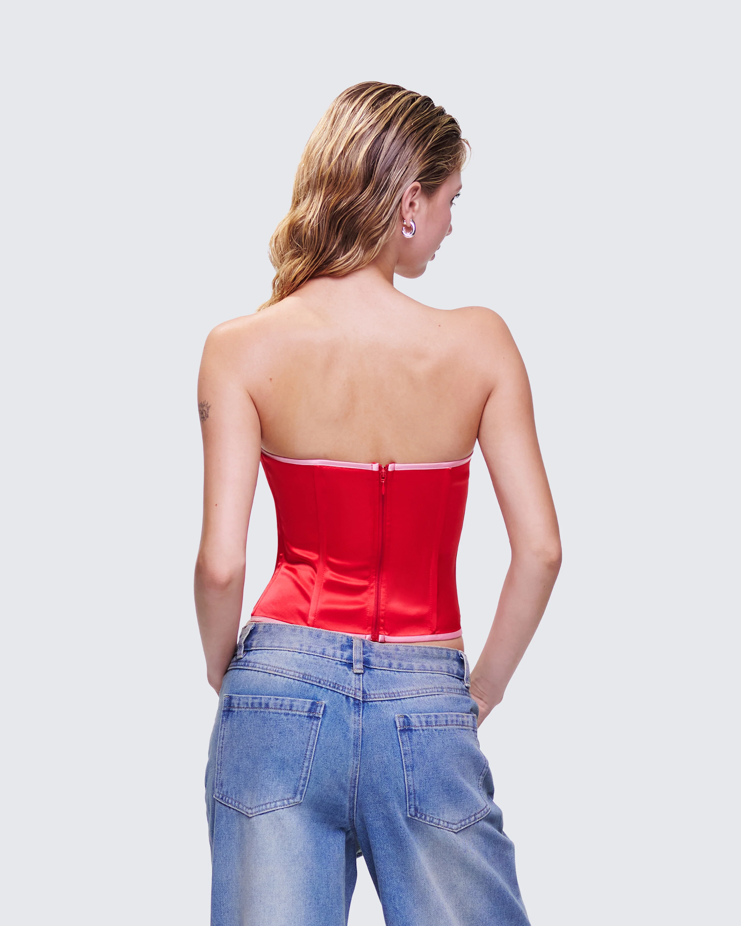 Villie Red Rose Detail Scalloped Edge Corset Top - Image 4