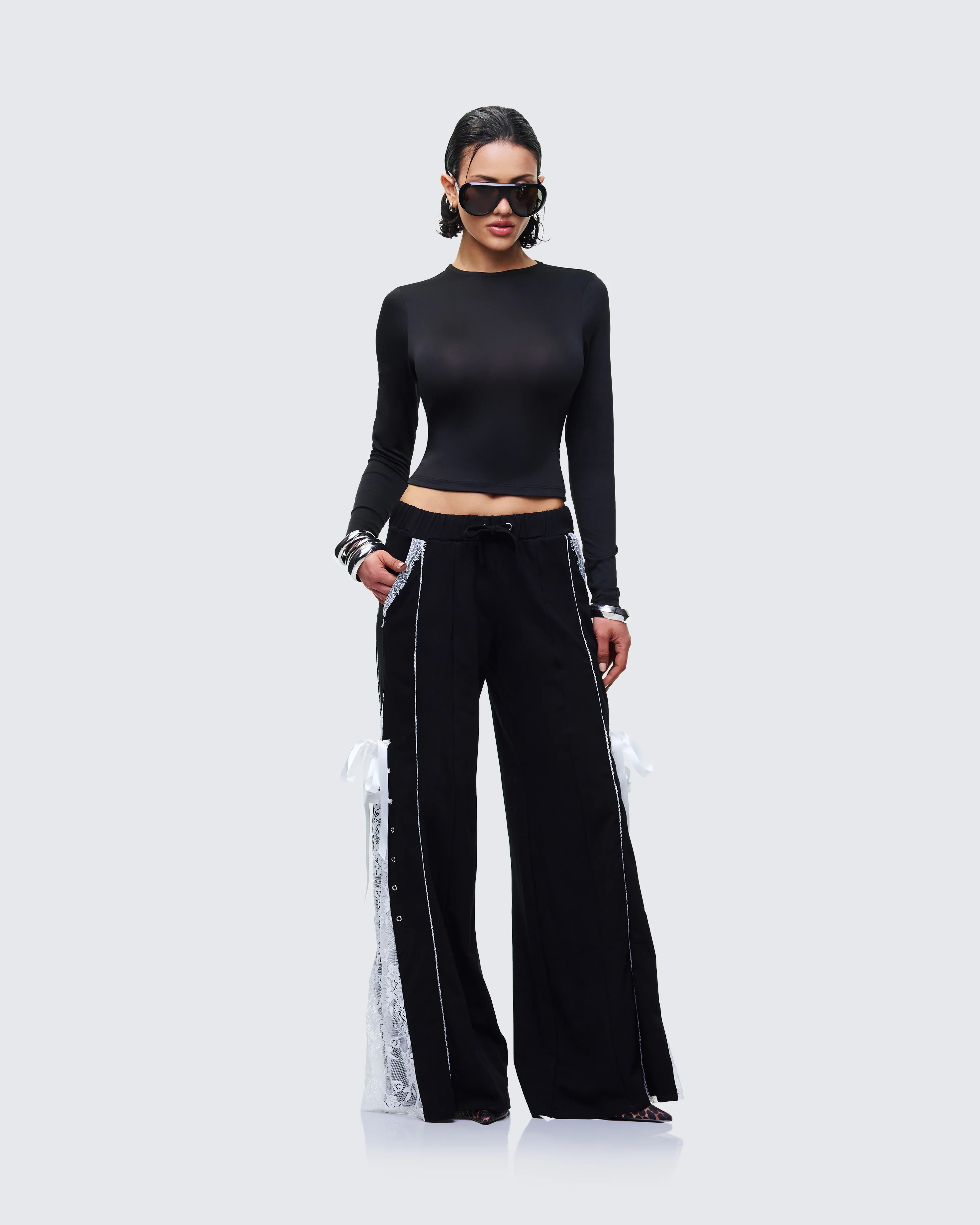 Corbyn Black Set - Image 4