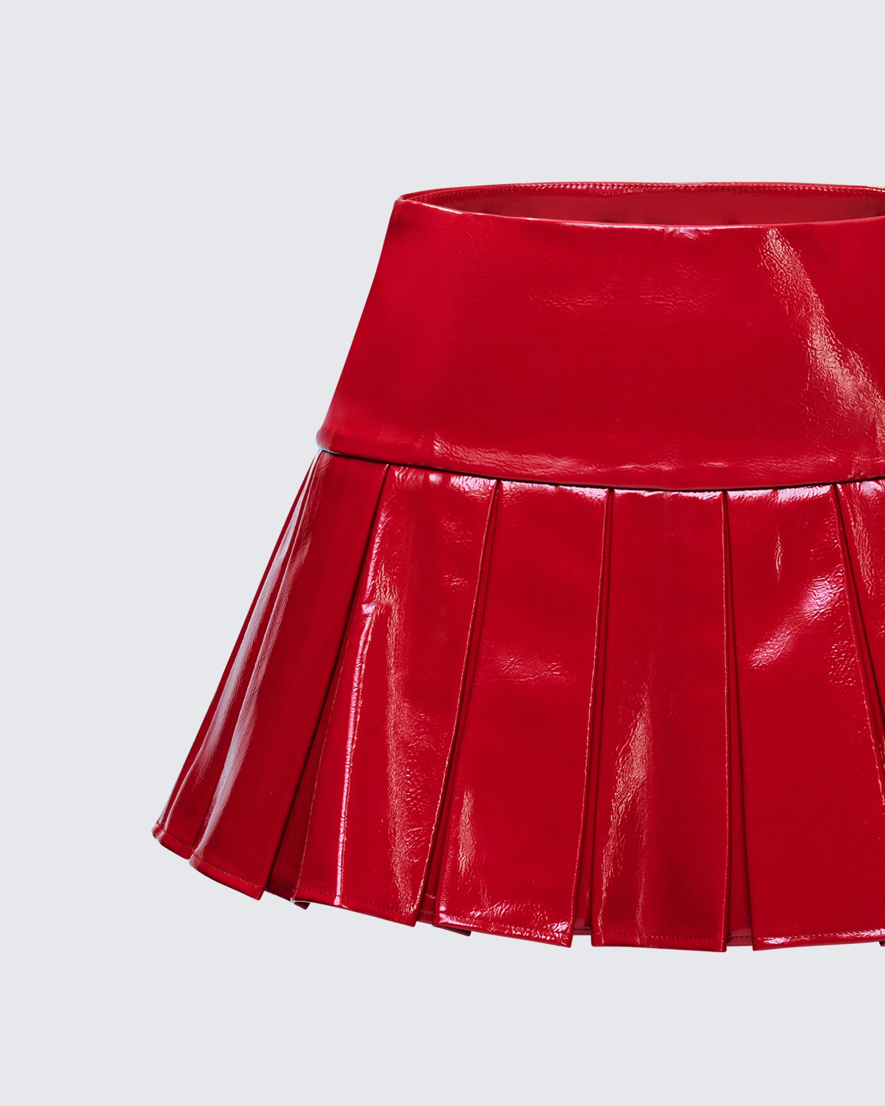 Zaynah Red Vinyl Pleated Mini Skirt - Image 6